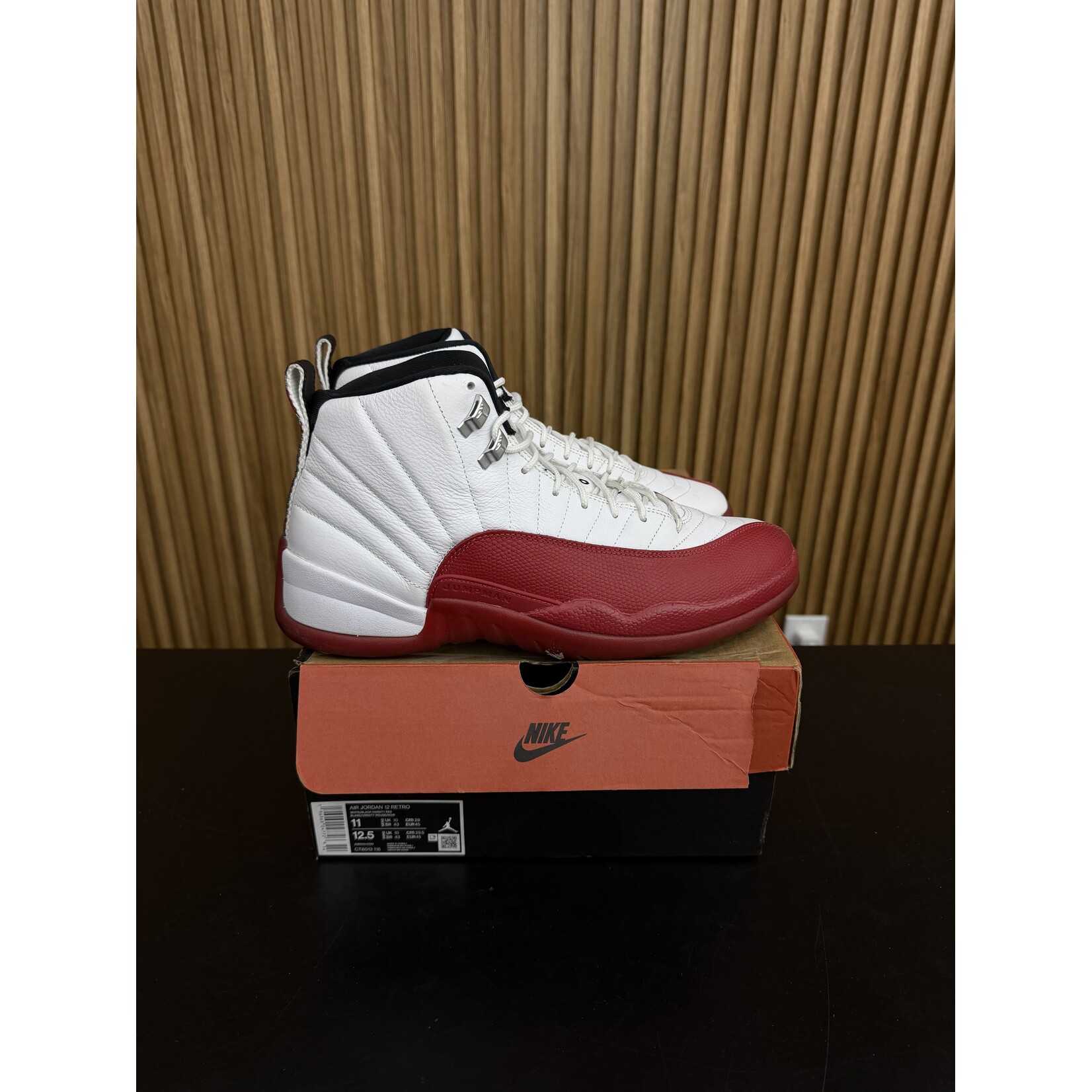 Jordan Jordan 12 Retro Cherry (2023) Size 11, PREOWNED