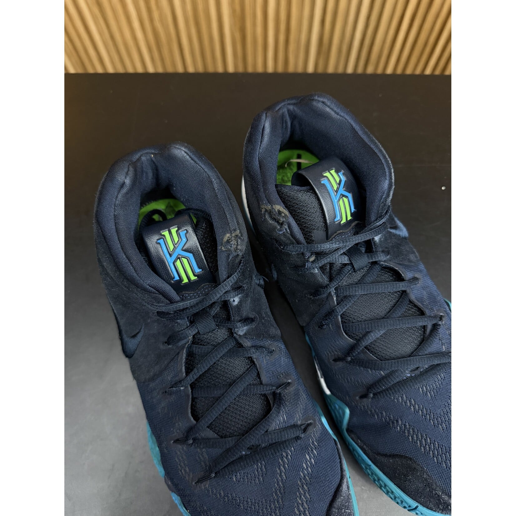 Nike Nike Kyrie 4 Dark Obsidian Think Twice Size 10.5, PREOWNED