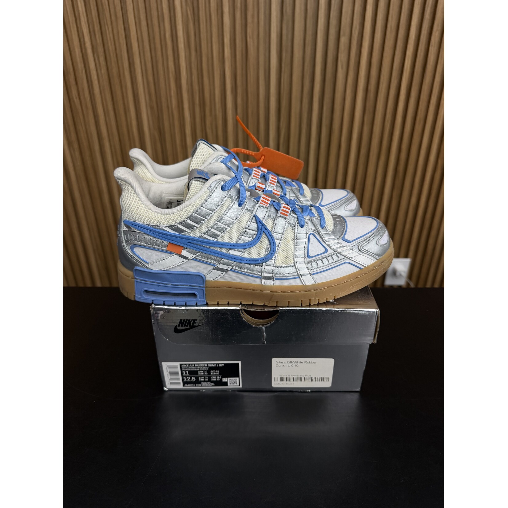 Nike Nike Air Rubber Dunk Off-White UNC Size 11, PREOWNED*