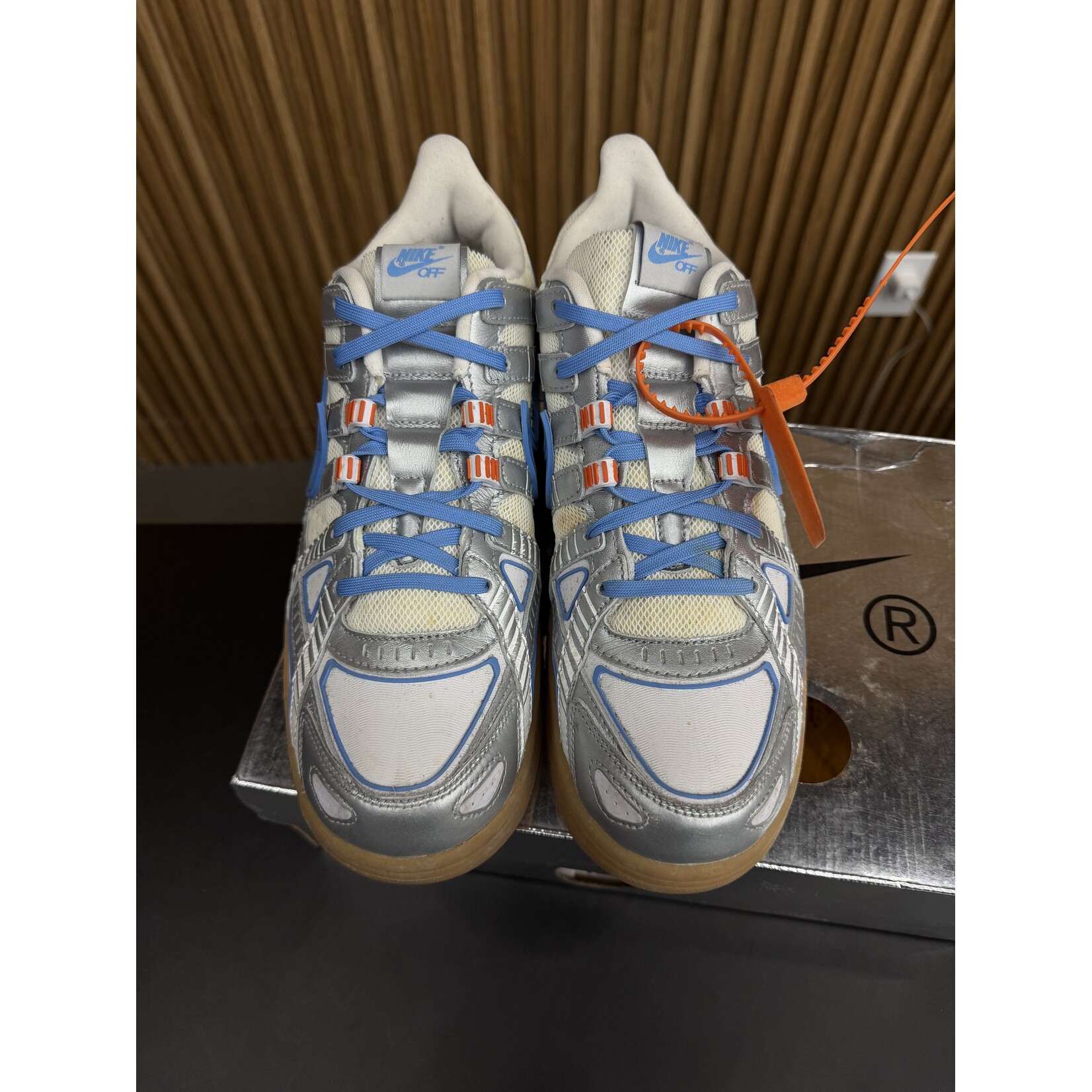 Nike Nike Air Rubber Dunk Off-White UNC Size 11, PREOWNED*