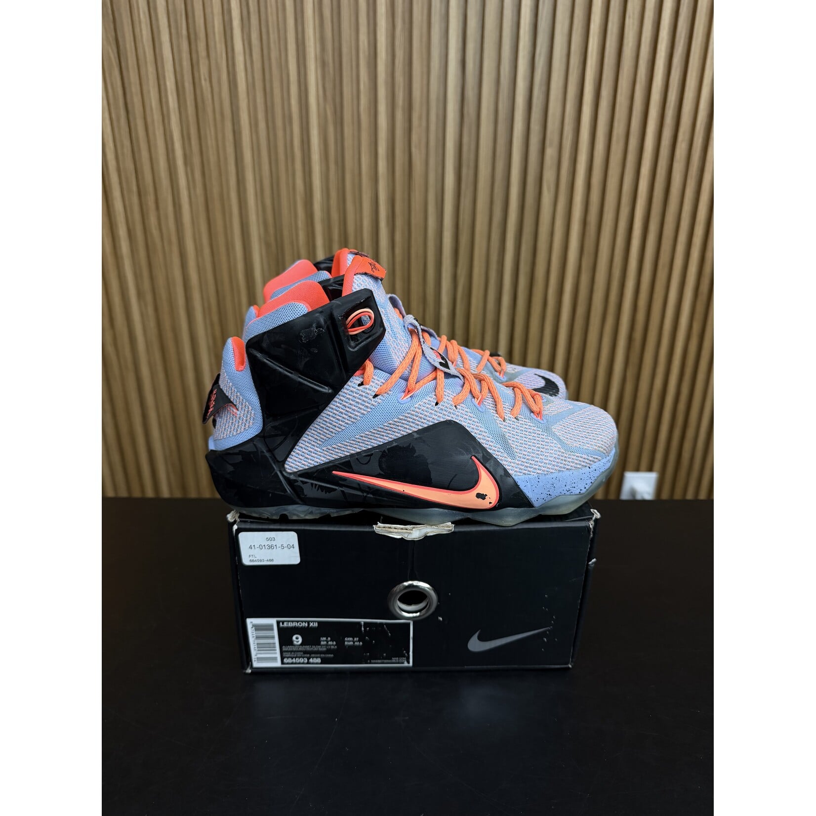 Nike Nike LeBron 12 Easter Size 9, PREOWNED