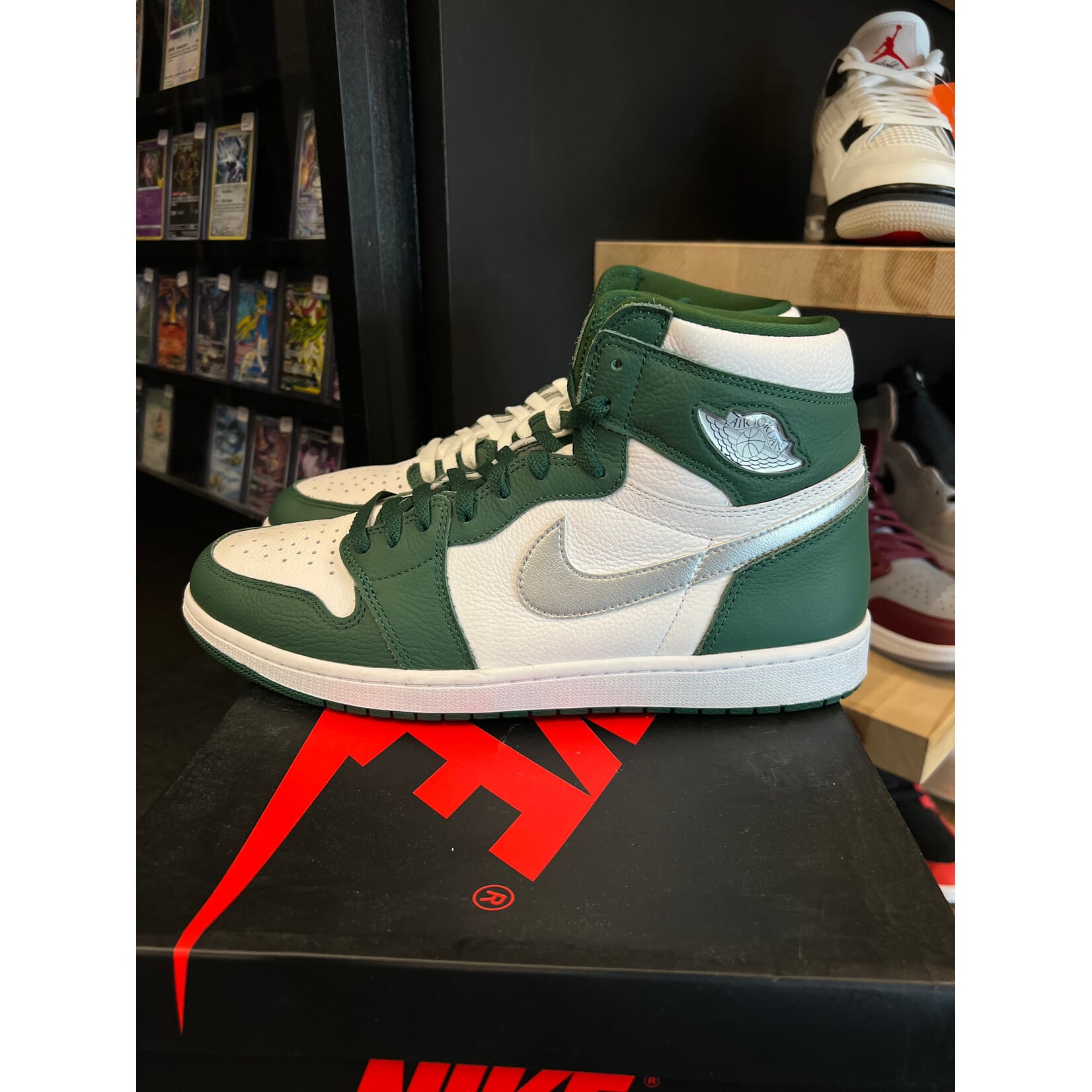 Jordan Jordan 1 Retro High OG Gorge Green Size 13, PREOWNED*