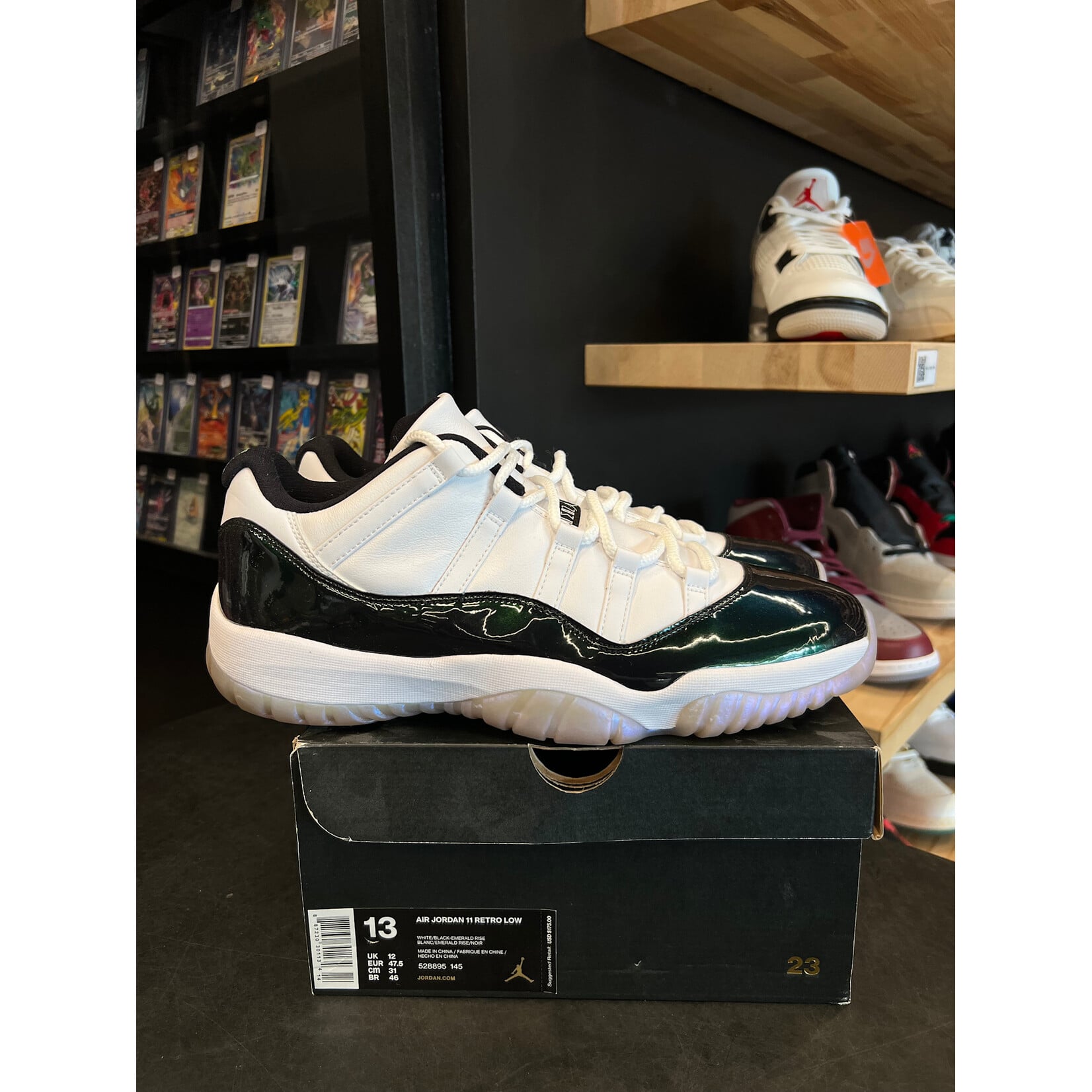 Jordan Jordan 11 Retro Low Iridescent Size 13, PREOWNED*