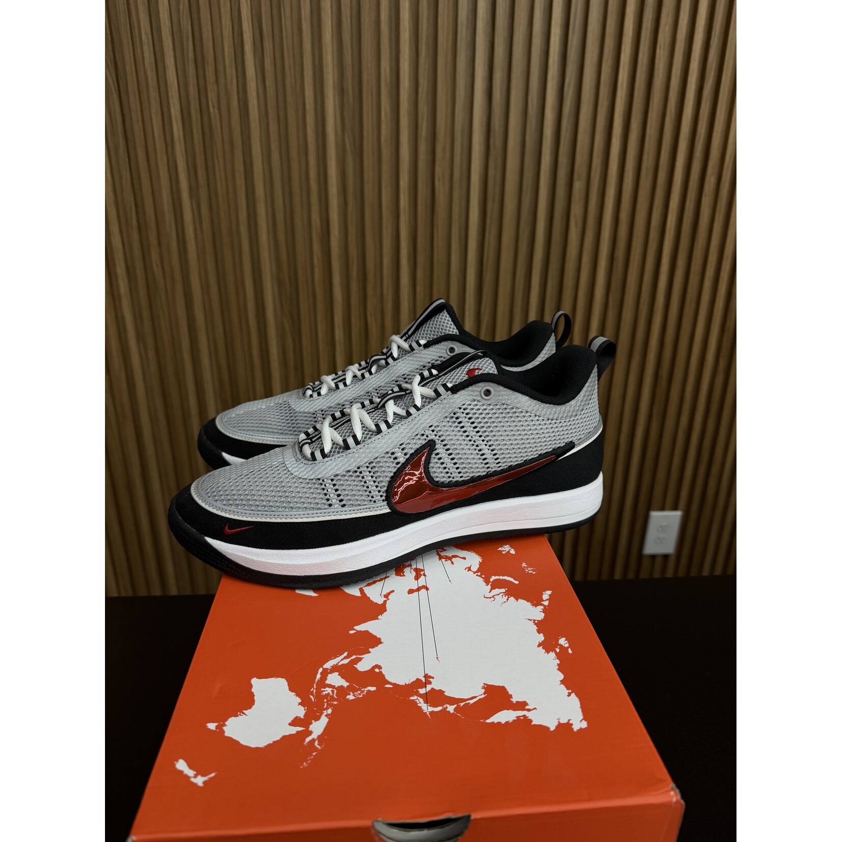 Nike Nike Book 2 Spiridon Sport Red Size 13, PREOWNED