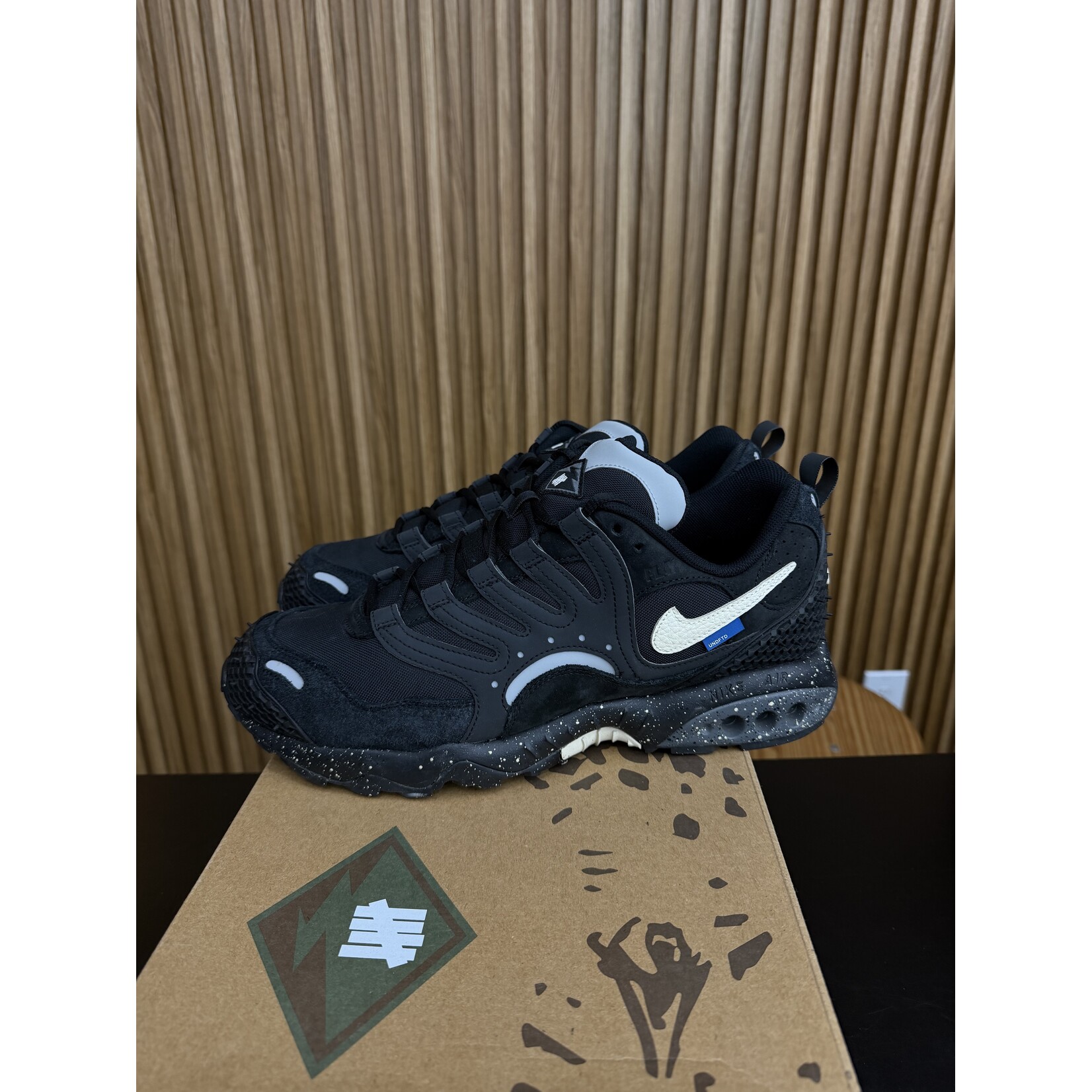 Nike Nike Air Terra Humara Undefeated Black Size 13, PREOWNED