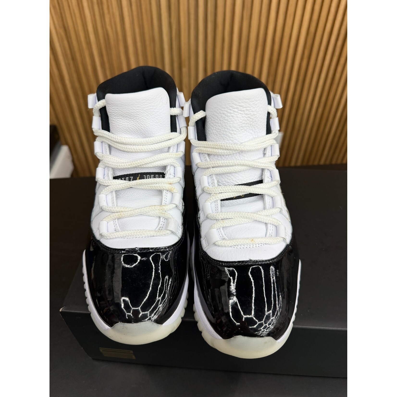 Jordan Jordan 11 Retro DMP Gratitude (2023) Size 8.5, PREOWNED