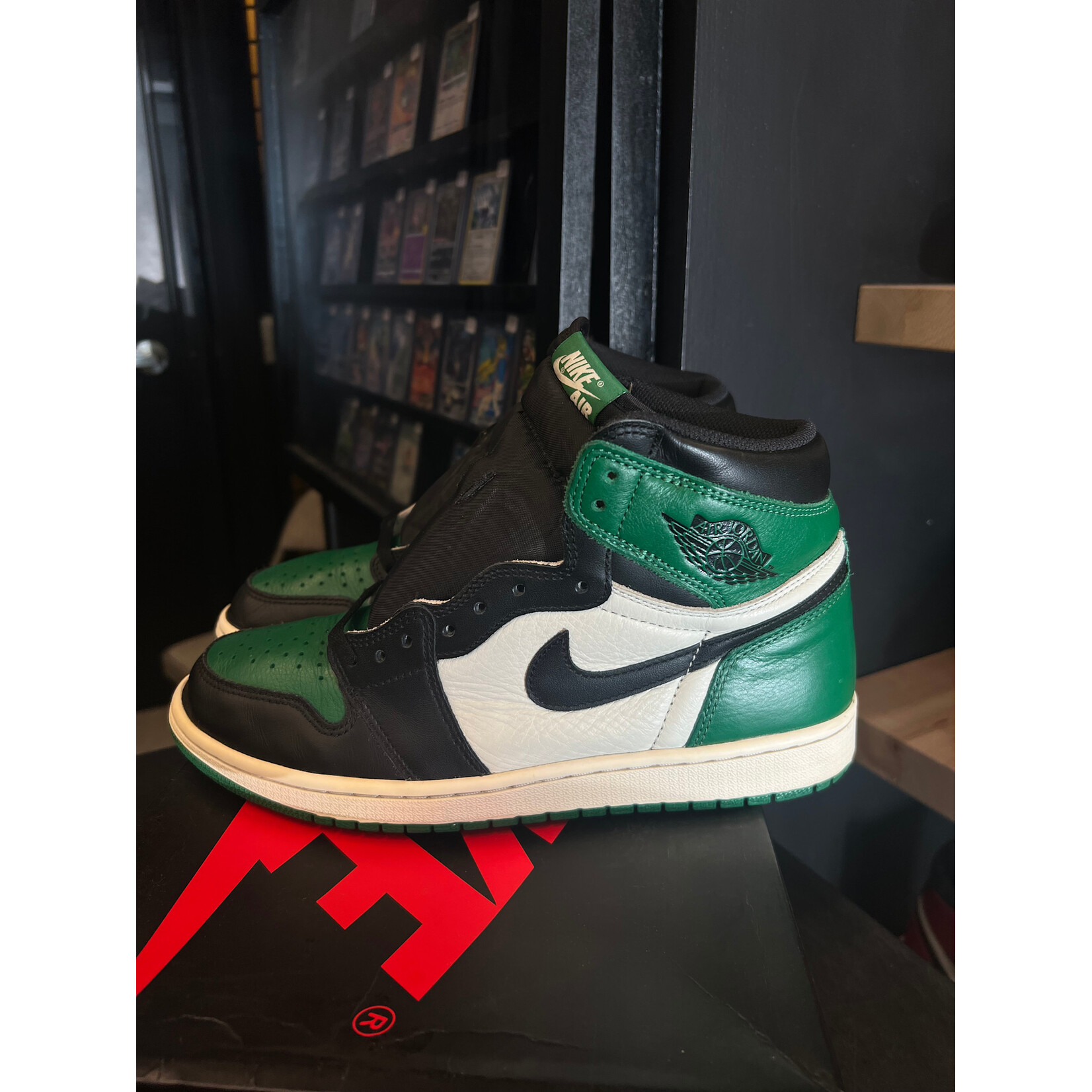 Jordan Jordan 1 Retro High Pine Green Size 10.5, PREOWNED