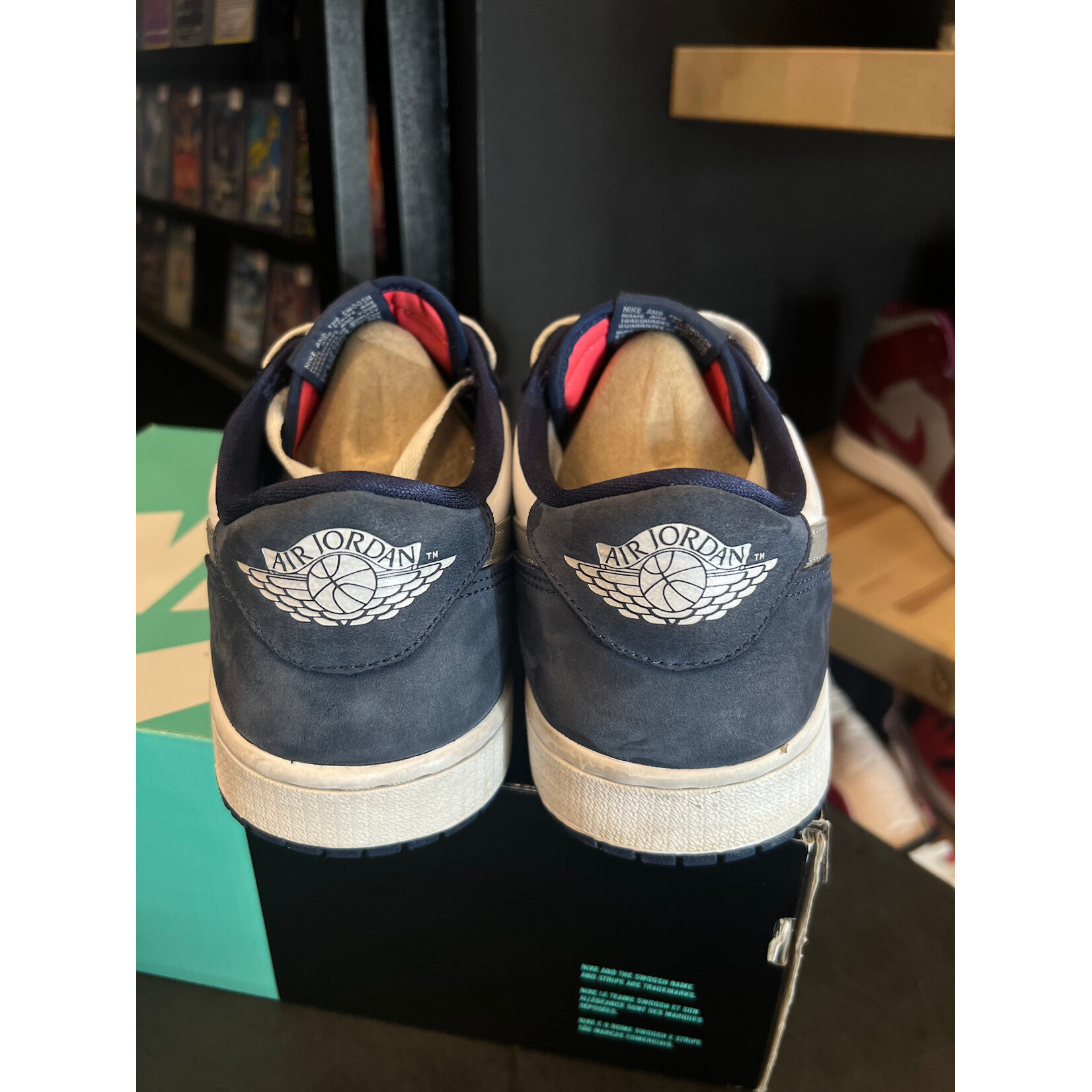 Jordan Jordan 1 Low SB Midnight Navy Size 10.5, PREOWNED