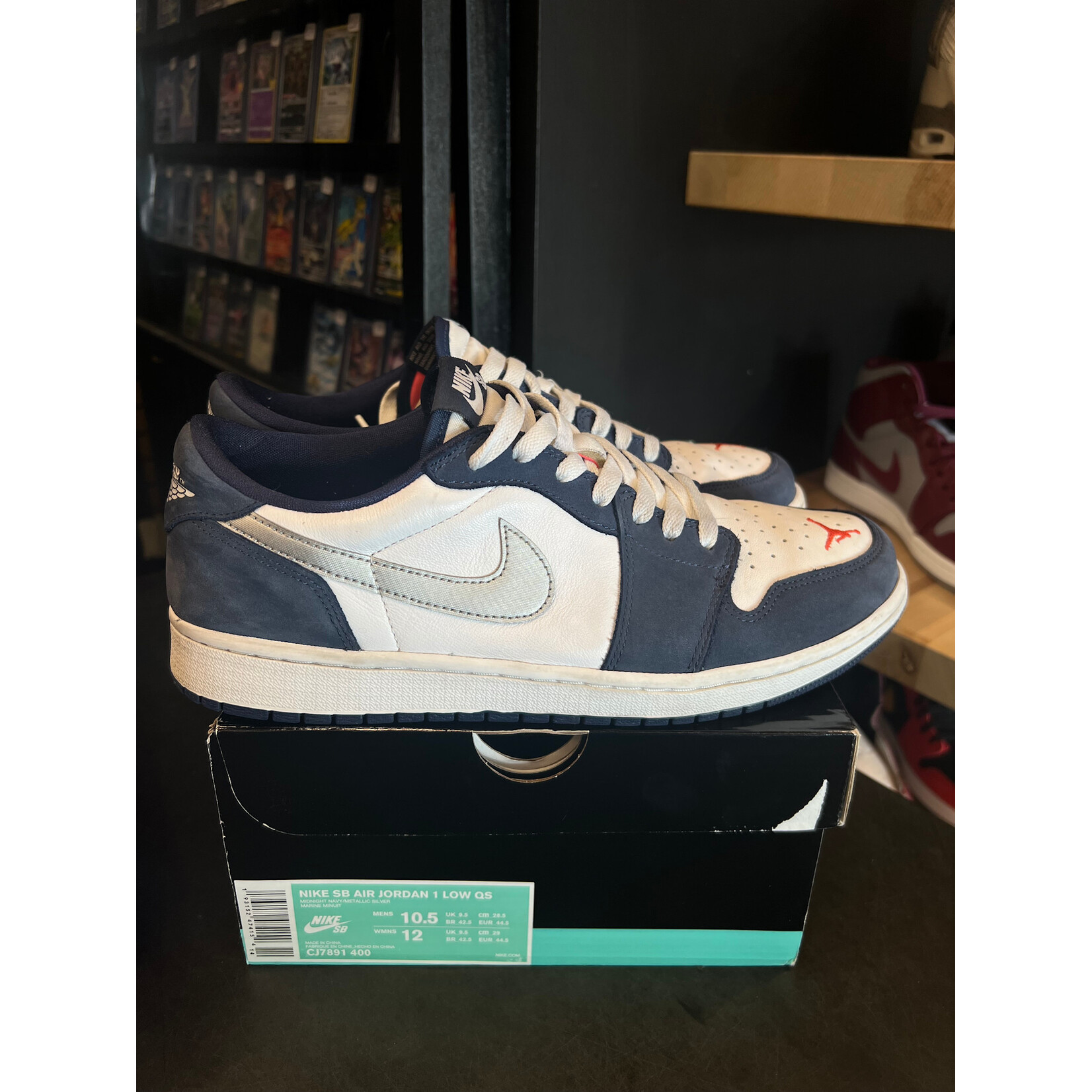 Jordan Jordan 1 Low SB Midnight Navy Size 10.5, PREOWNED