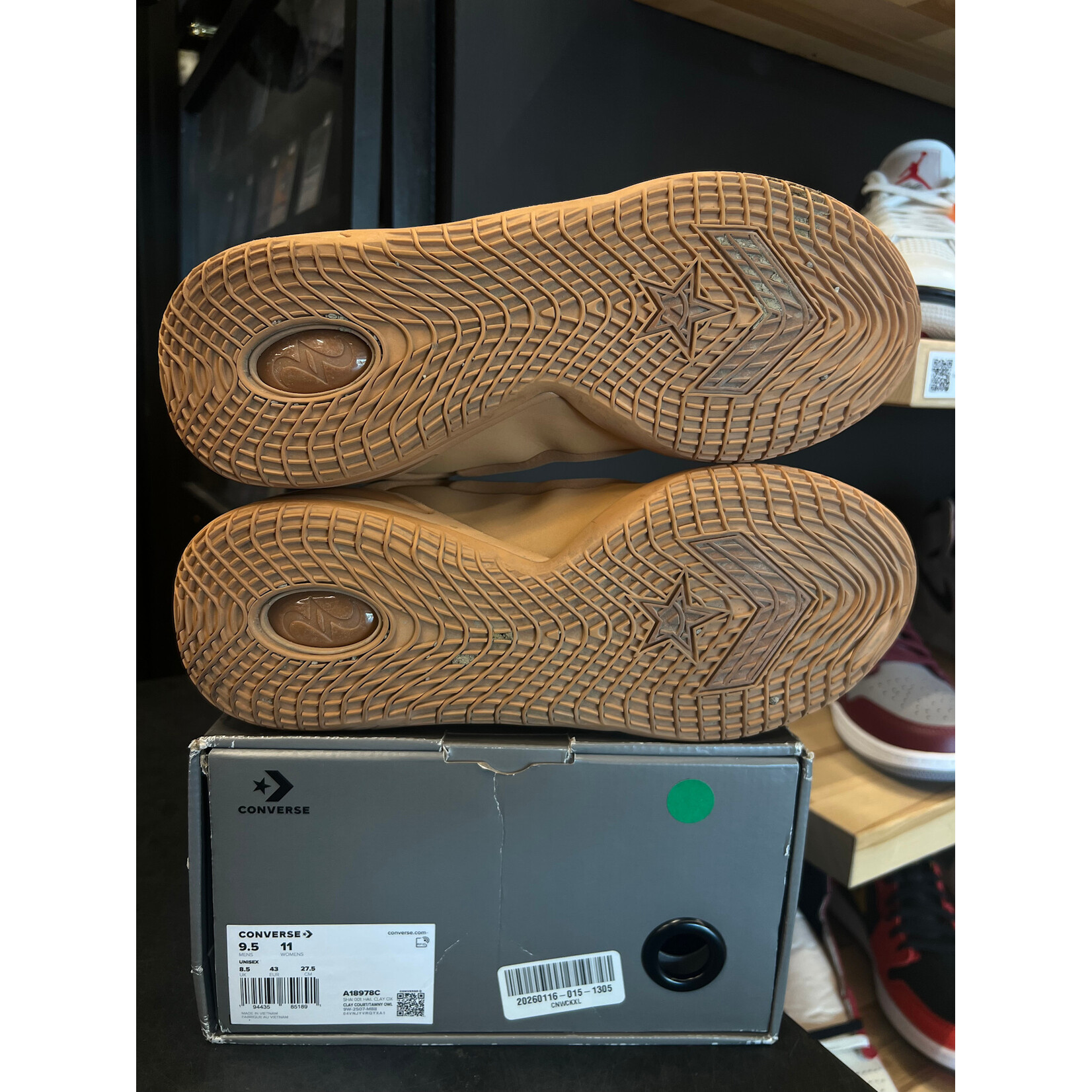 Converse Converse SHAI 001 Hail Clay Size 9.5, PREOWNED