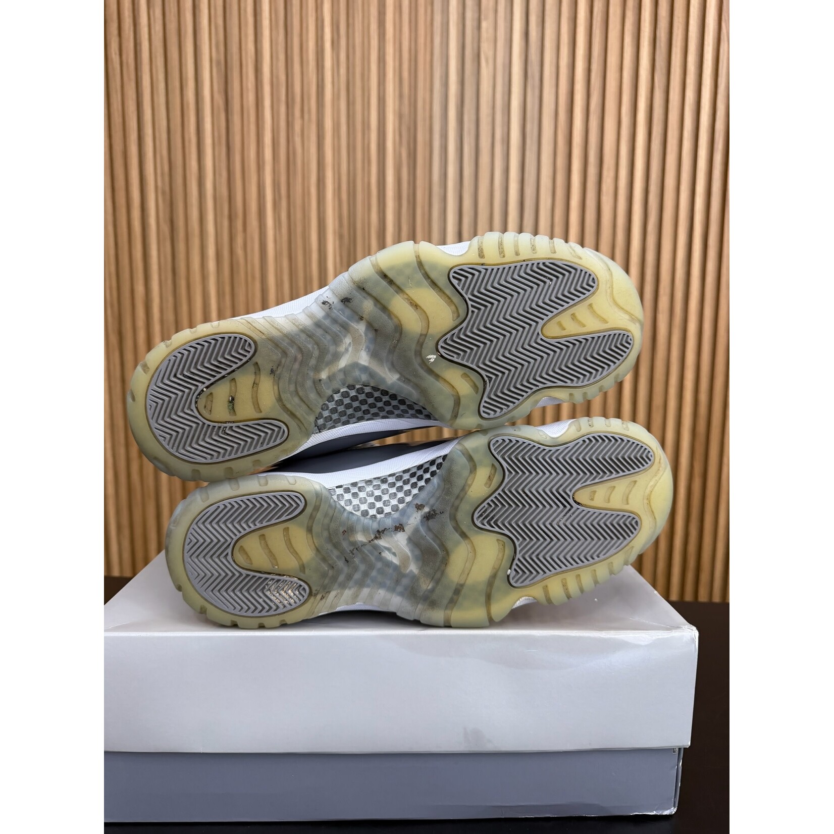 Jordan Jordan 11 Retro Cool Grey (2021) Size 13, PREOWNED