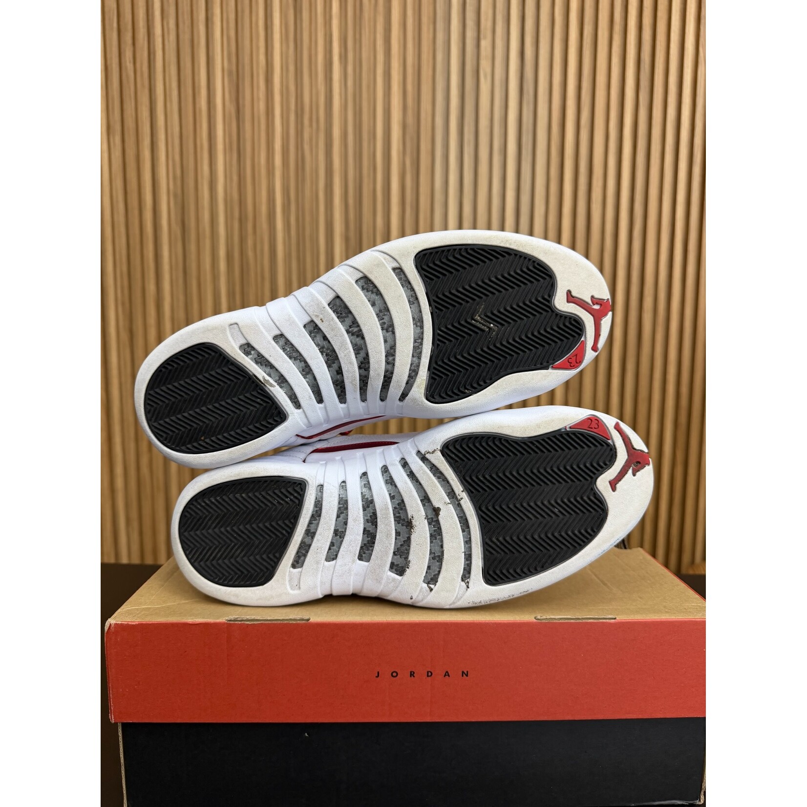 Jordan Jordan 12 Retro Twist  Size 12, PREOWNED*