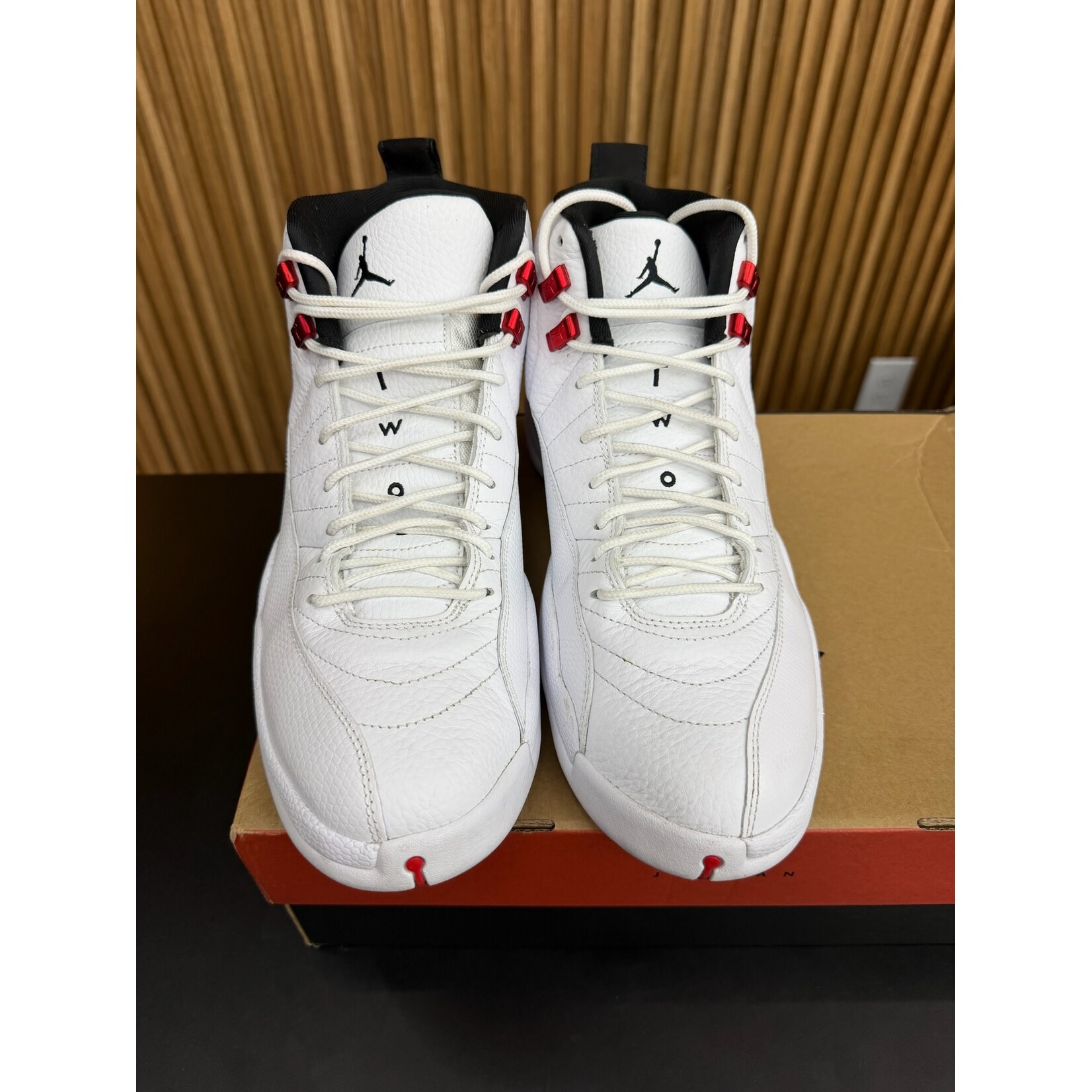 Jordan Jordan 12 Retro Twist  Size 12, PREOWNED*