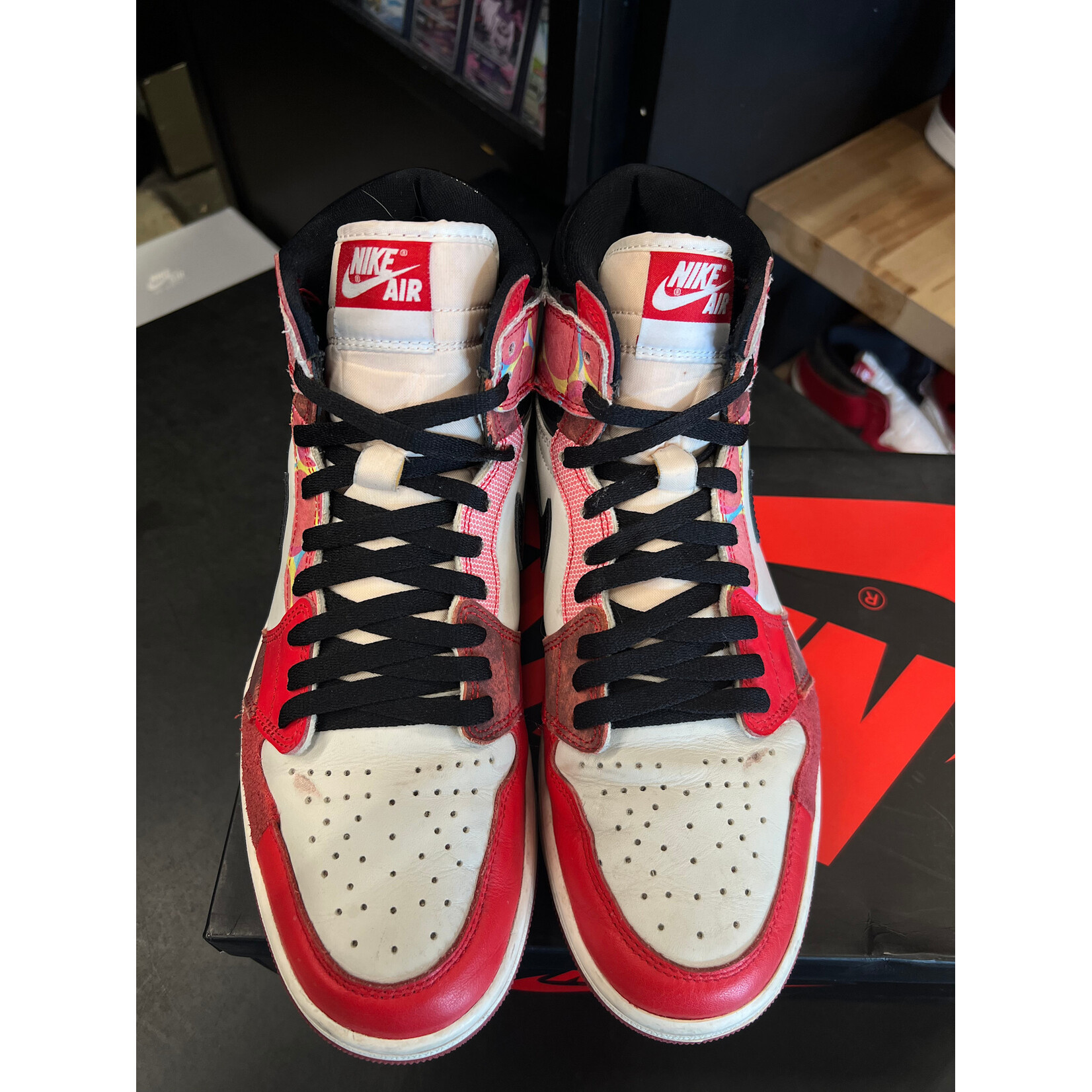 Jordan Jordan 1 Retro High OG Spider-Man Across the Spider-Verse Size 10.5, PREOWNED