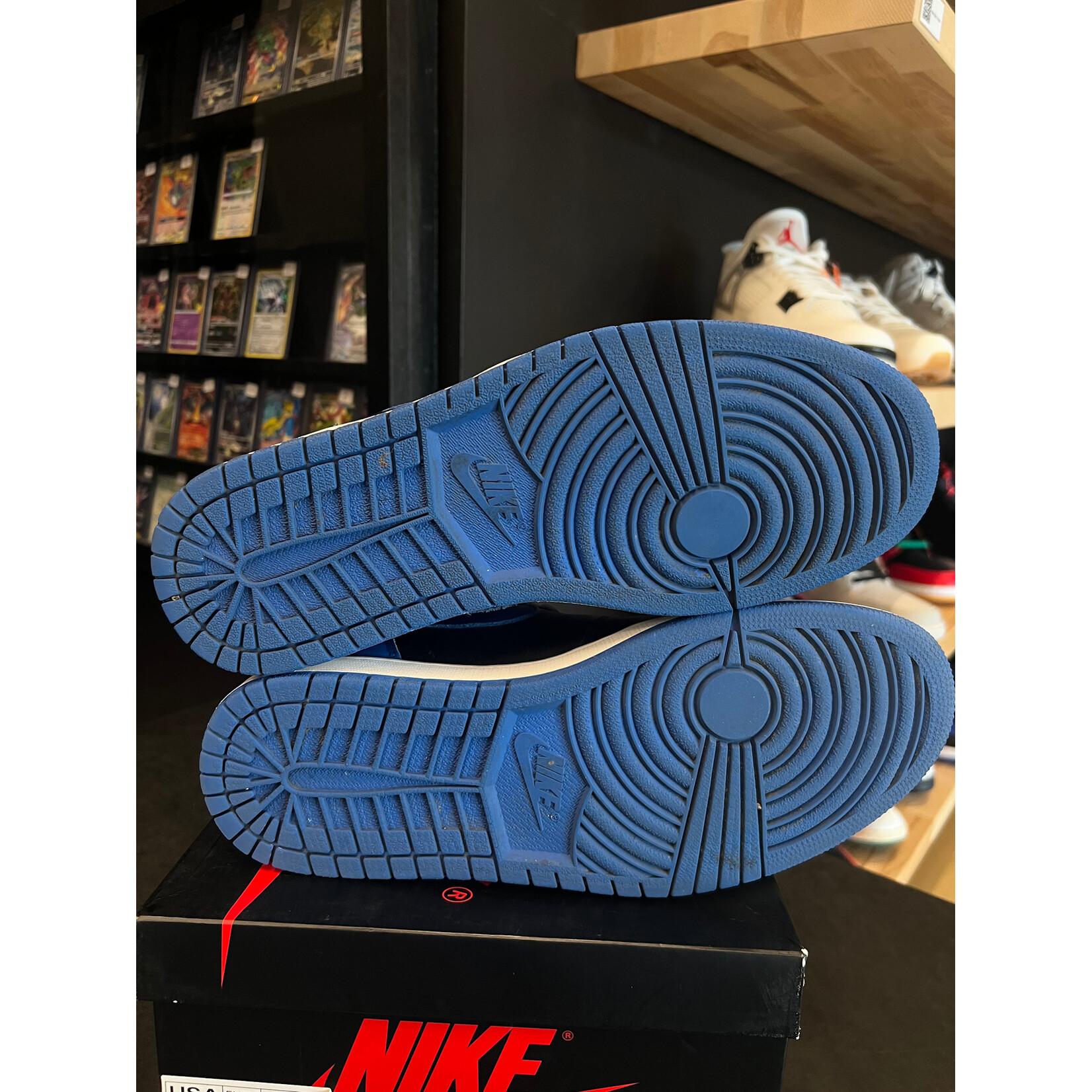 Jordan Jordan 1 Retro Royal (2017) Size 10.5, PREOWNED