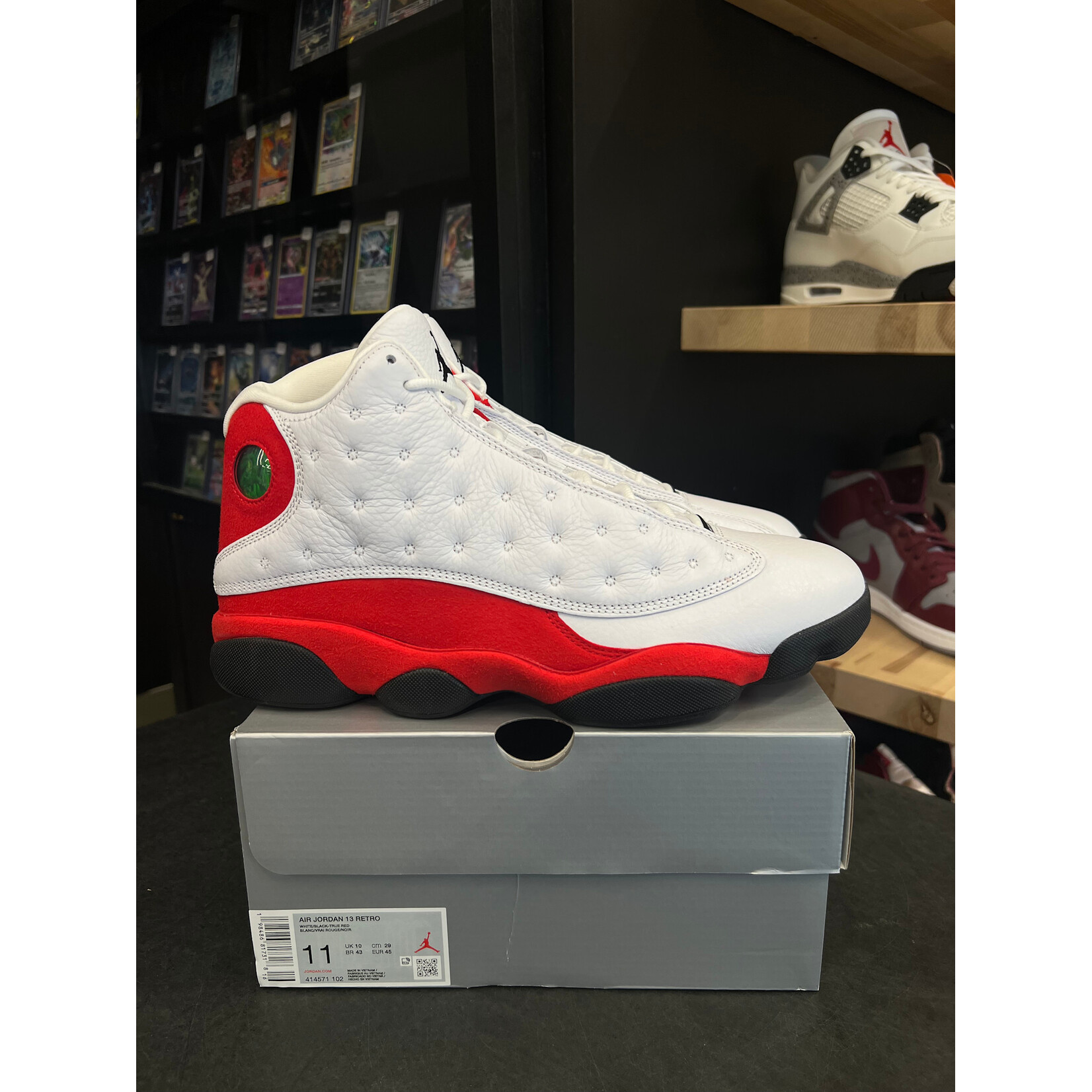 Jordan Jordan 13 Retro OG Chicago (2026) Size 11, PREOWNED*