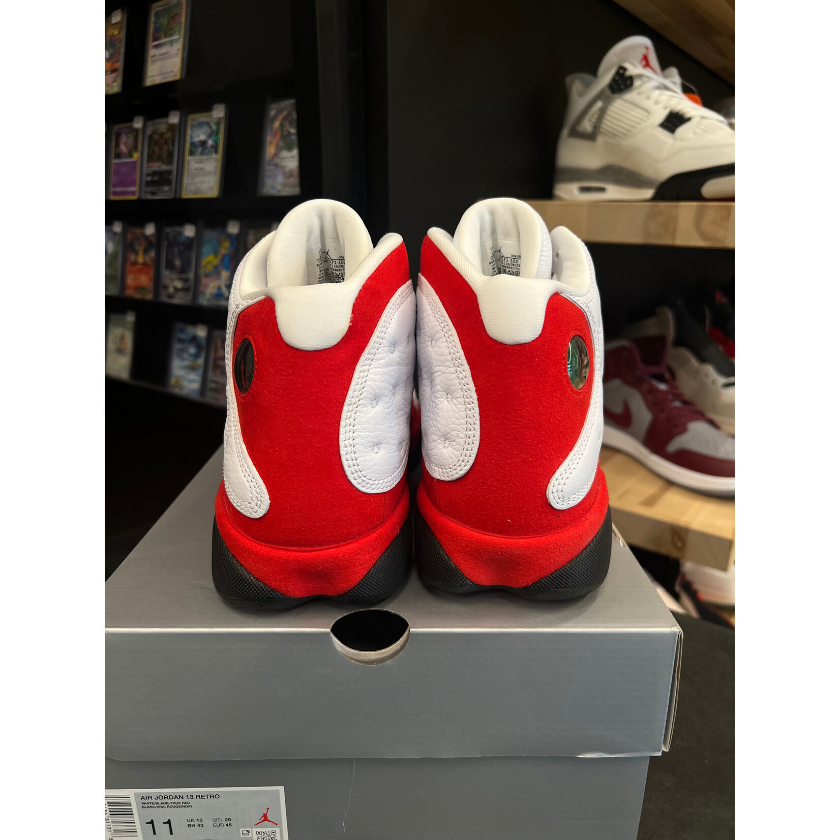 Jordan Jordan 13 Retro OG Chicago (2026) Size 11, PREOWNED*