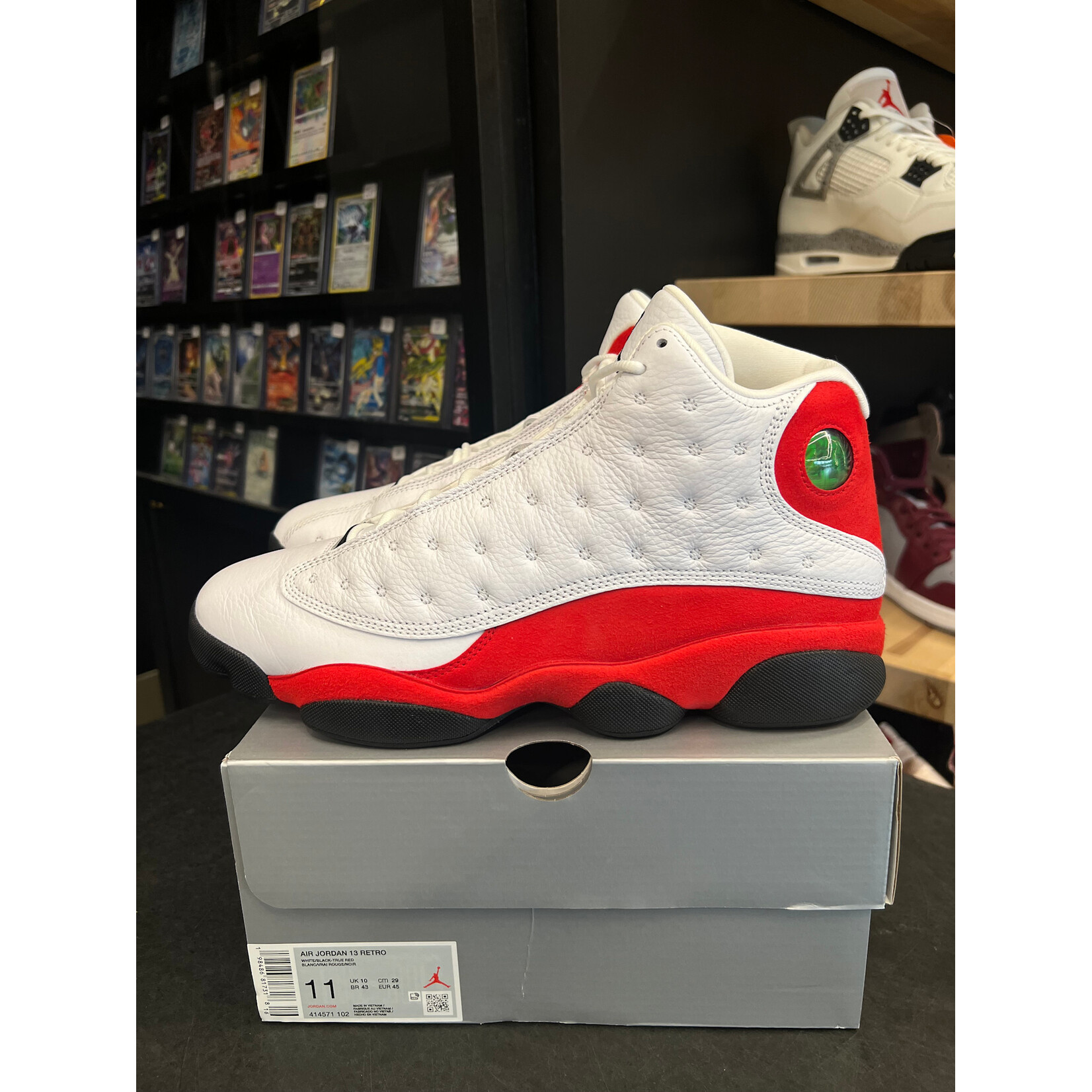 Jordan Jordan 13 Retro OG Chicago (2026) Size 11, PREOWNED*