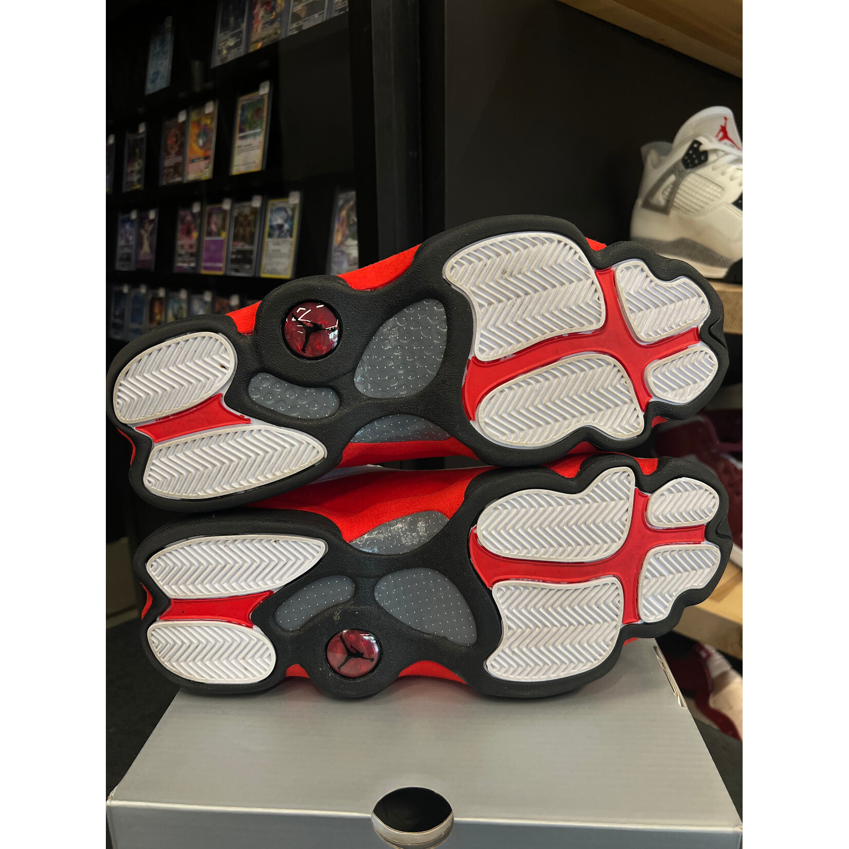 Jordan Jordan 13 Retro OG Chicago (2026) Size 11, PREOWNED*