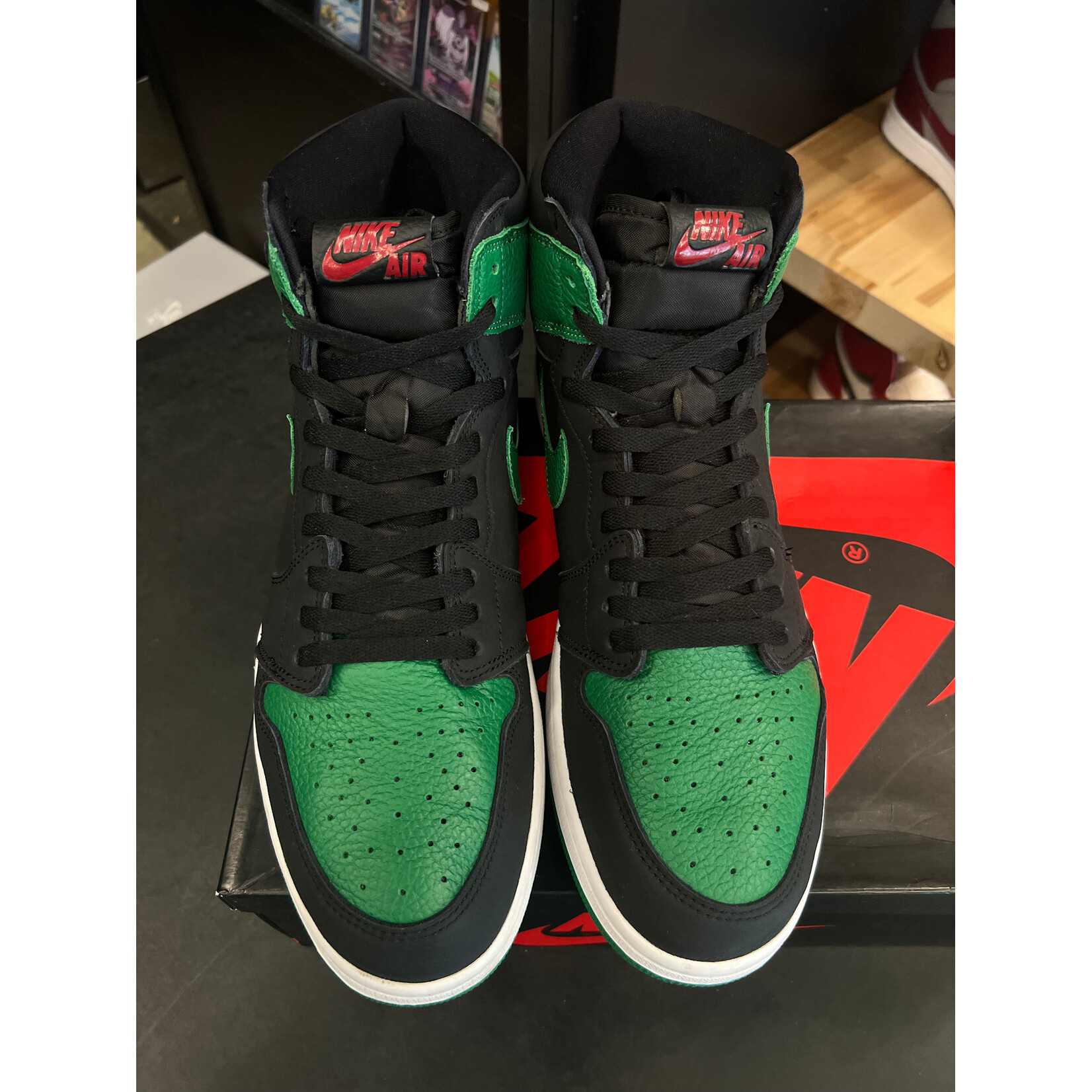 Jordan Jordan 1 Retro High Pine Green Black Size 14, PREOWNED