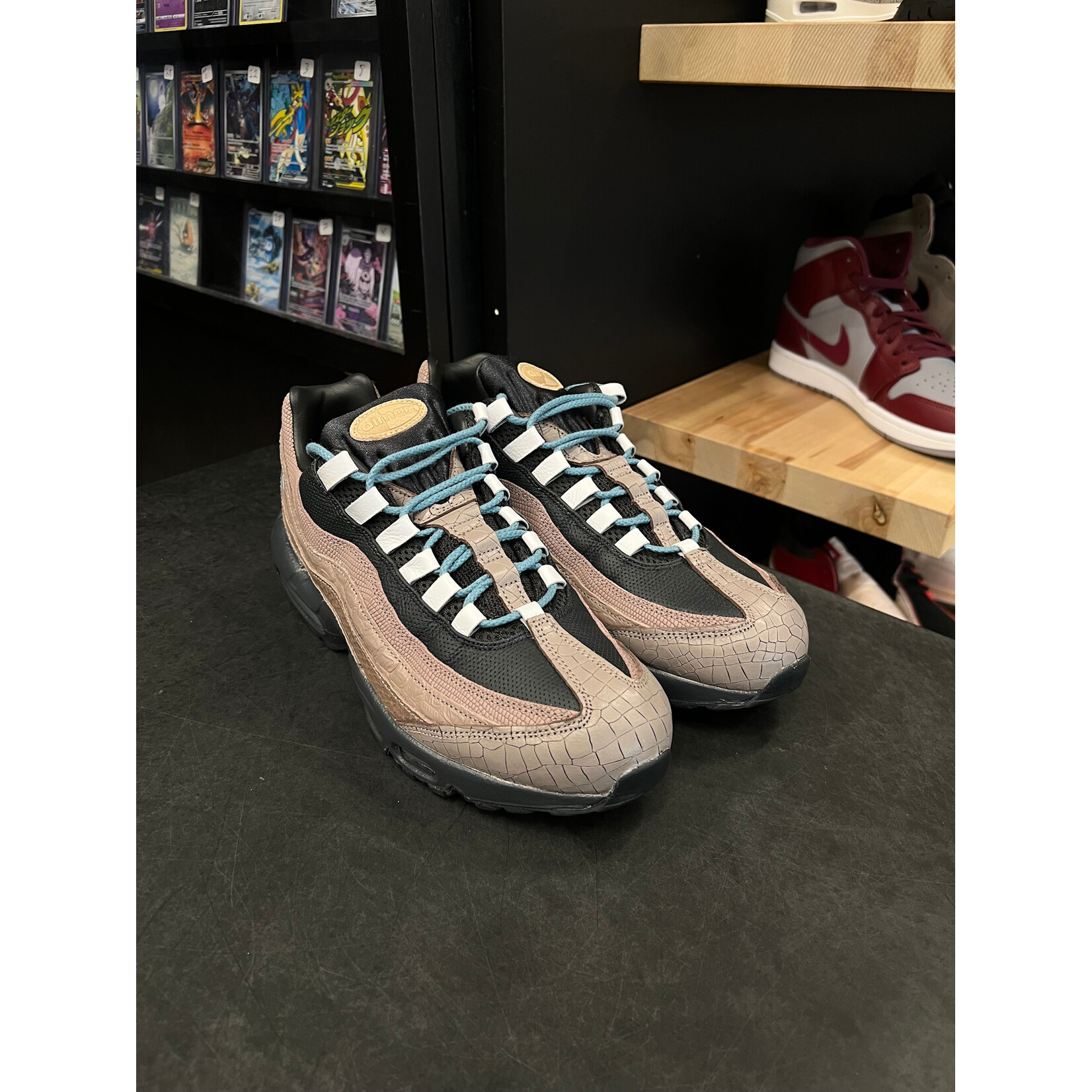 Nike Nike Air Max 95 NIKEID (Women's) Size 11W, DS BRAND NEW