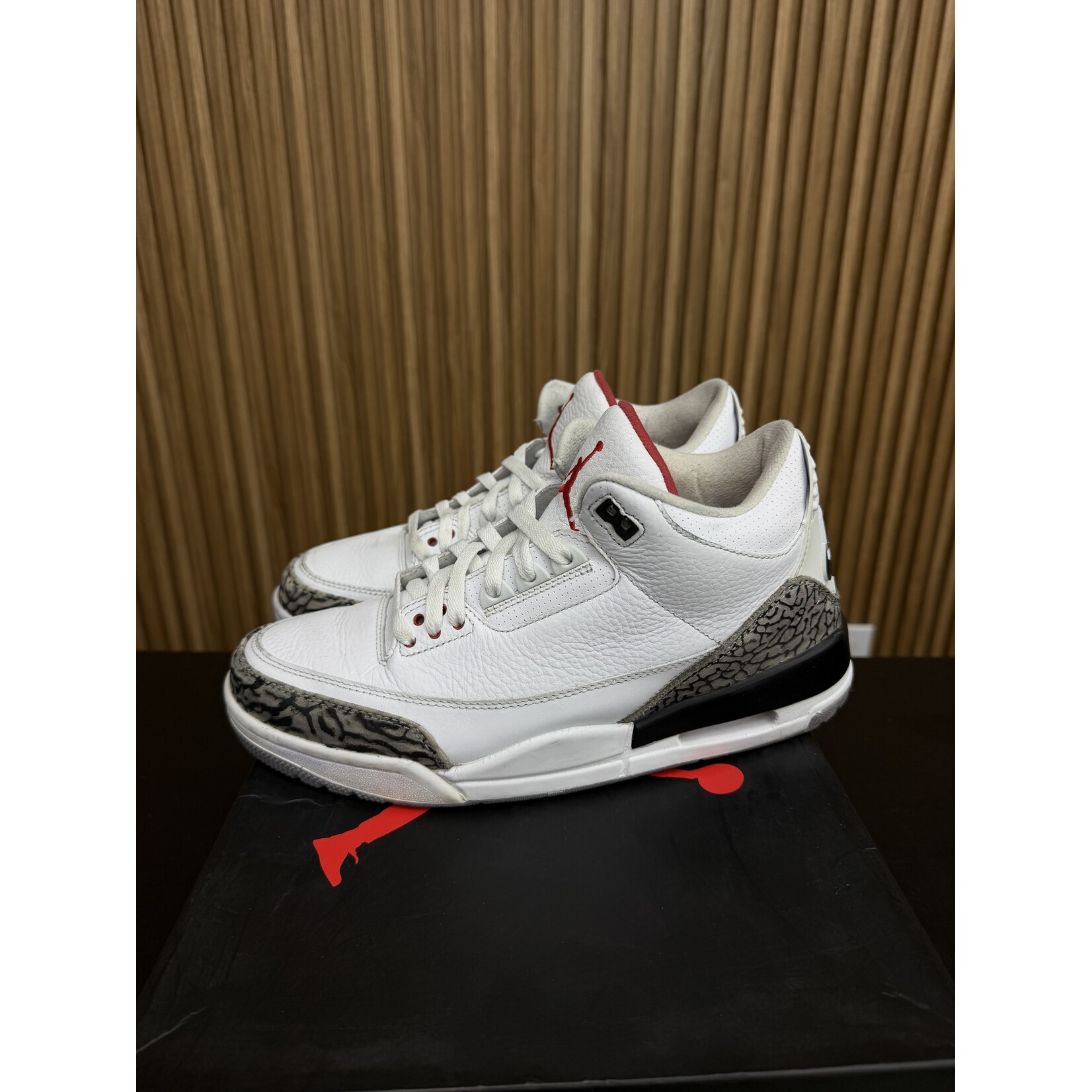 Jordan Jordan 3 Retro White Cement '88 Dunk Contest (2013) Size 10, PREOWNED*