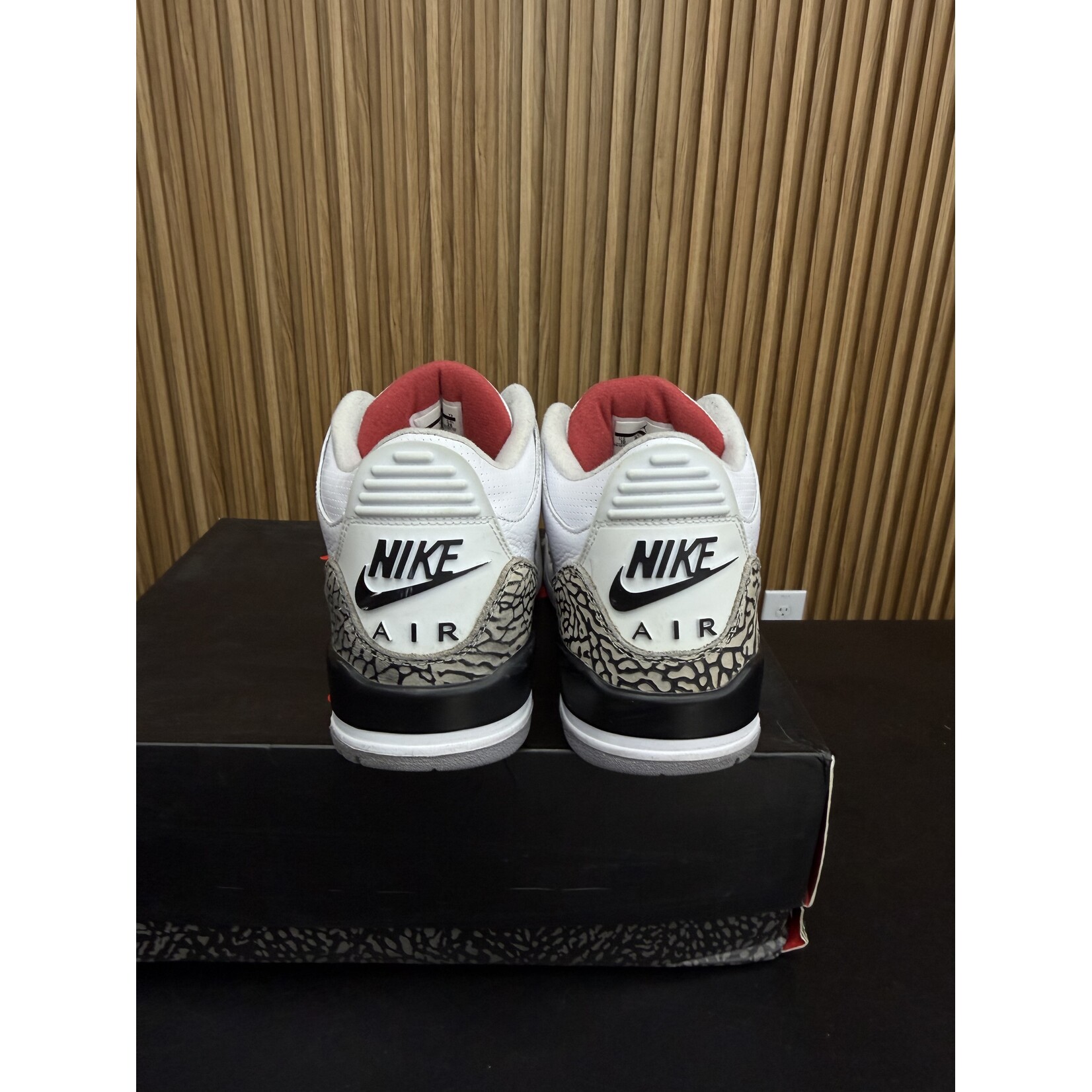 Jordan Jordan 3 Retro White Cement '88 Dunk Contest (2013) Size 10, PREOWNED*