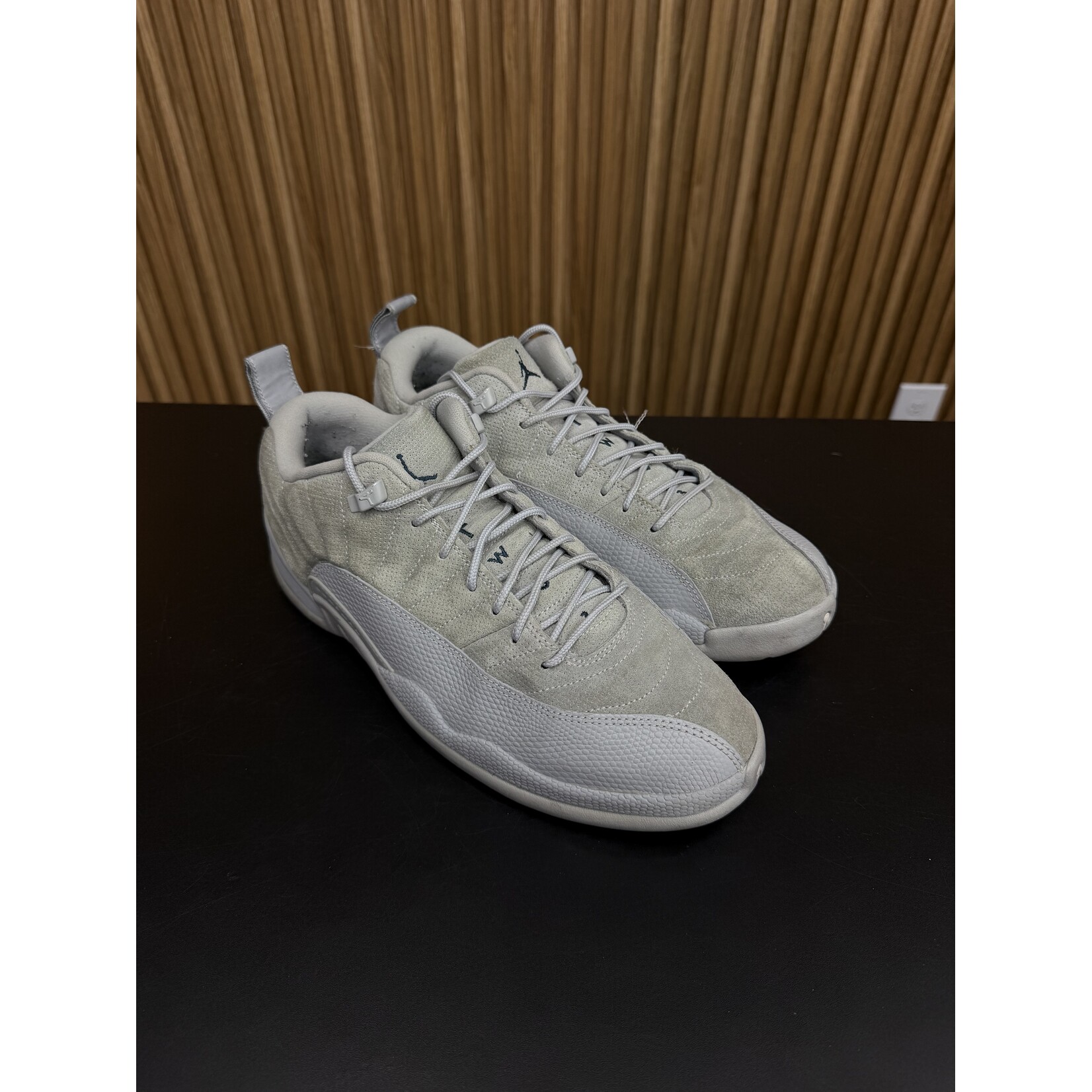 Jordan Jordan 12 Retro Low Wolf Grey Size 10.5, PREOWNED