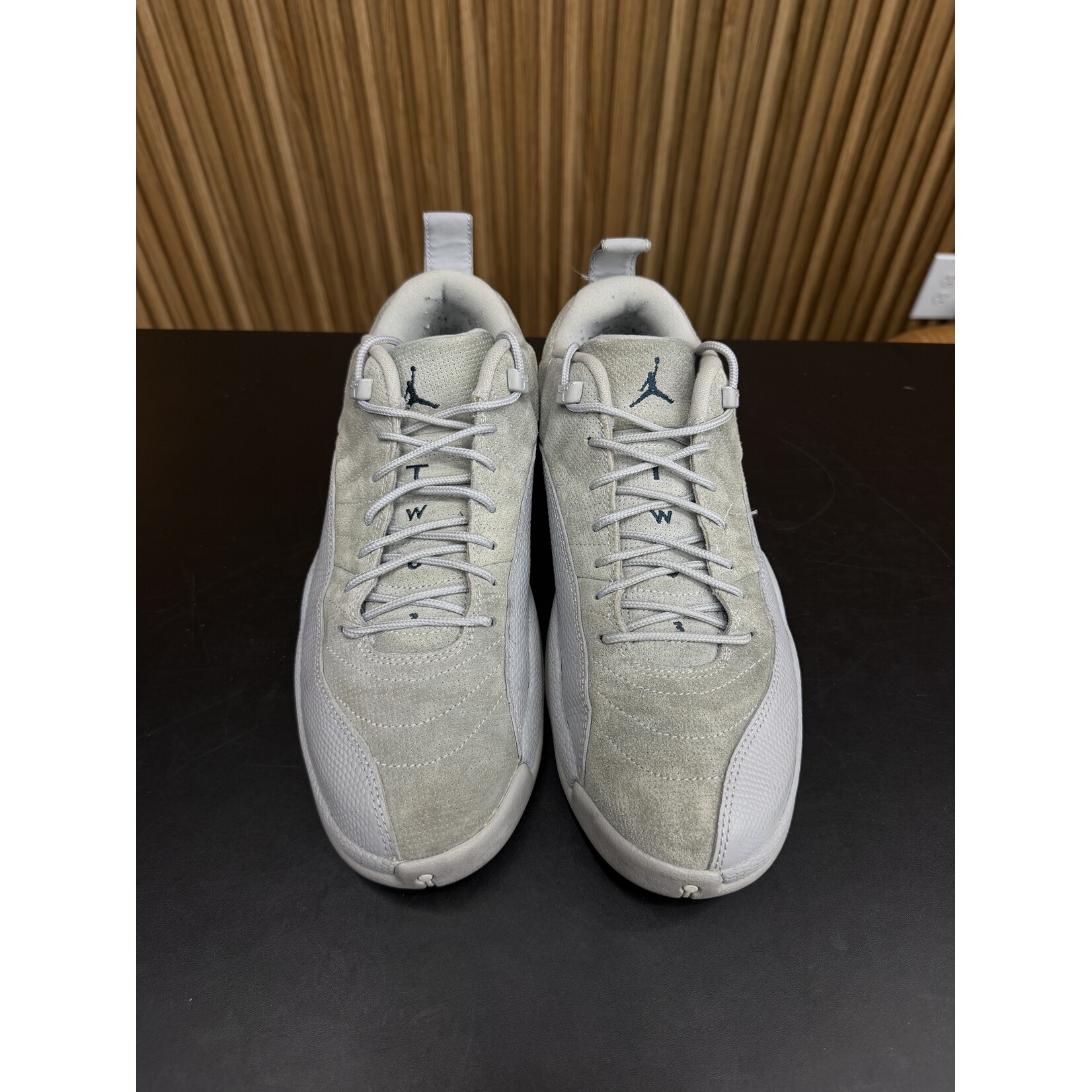 Jordan Jordan 12 Retro Low Wolf Grey Size 10.5, PREOWNED