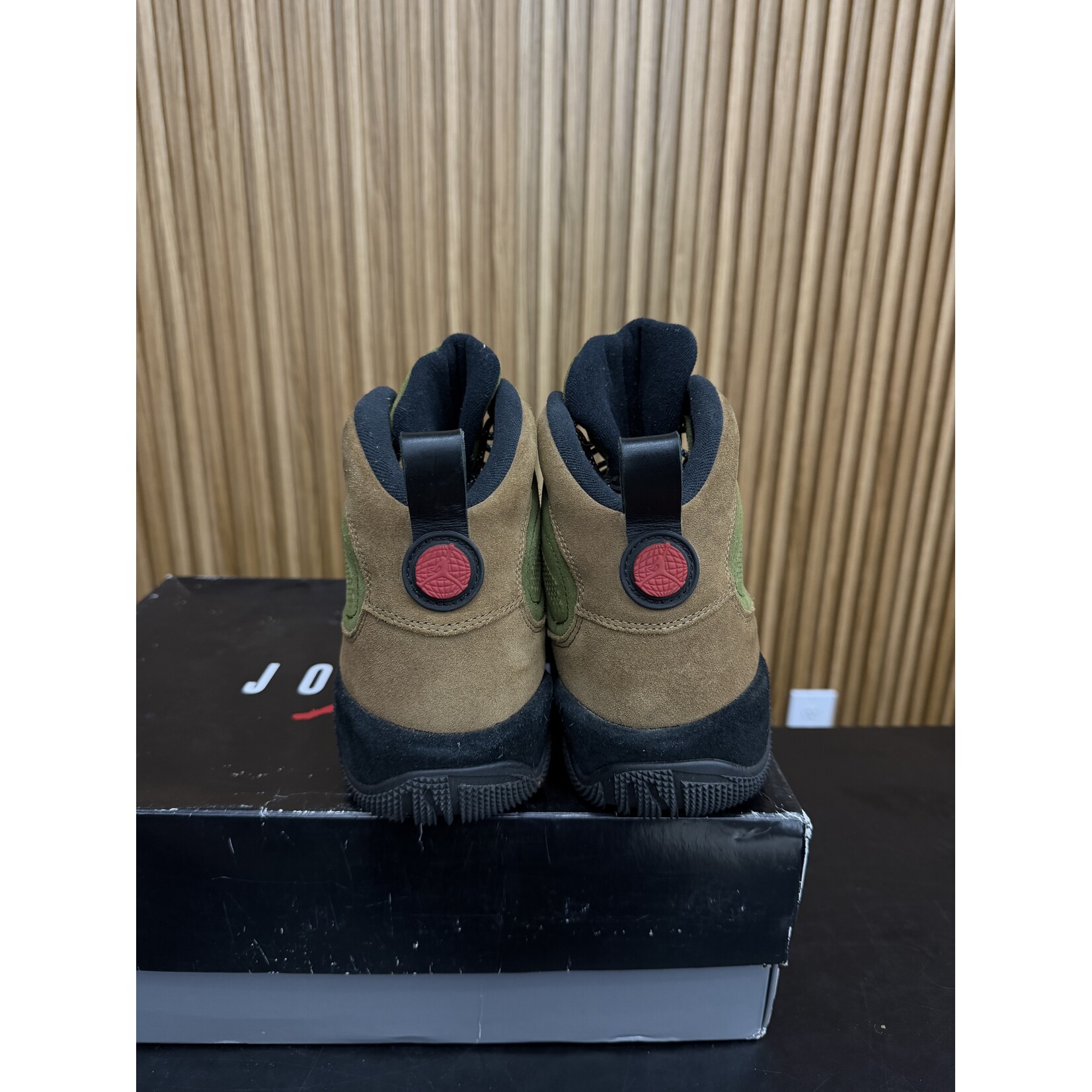 Jordan Jordan 9 Retro Boot NRG Military Brown Legion Green Size 10.5, PREOWNED