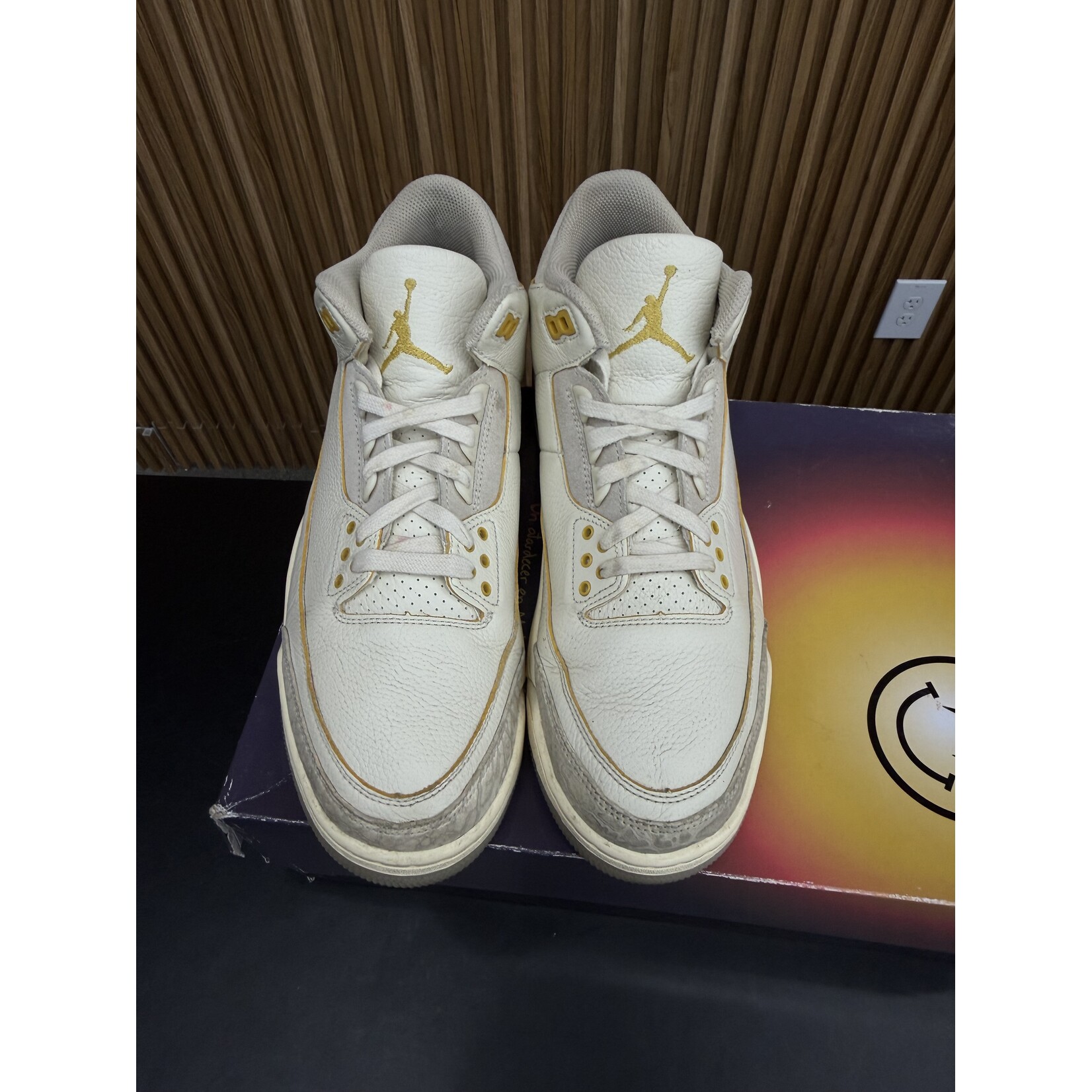 Jordan Jordan 3 Retro SP J Balvin Medellín Sunset Size 10.5, PREOWNED*