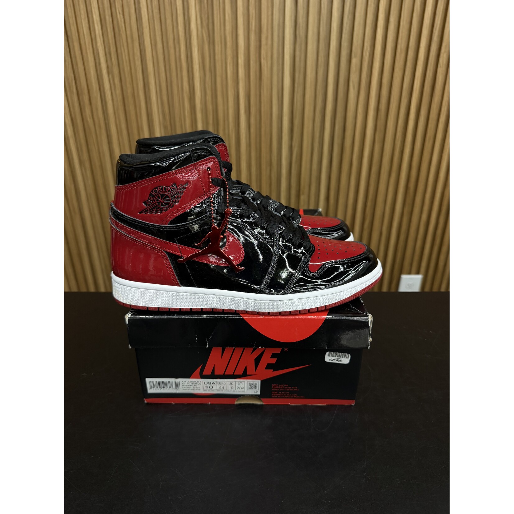 Jordan Jordan 1 Retro High OG Patent Bred Size 10, PREOWNED*