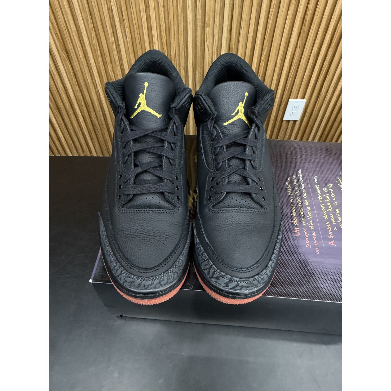 Jordan Jordan 3 Retro J Balvin Rio Size 10, PREOWNED*