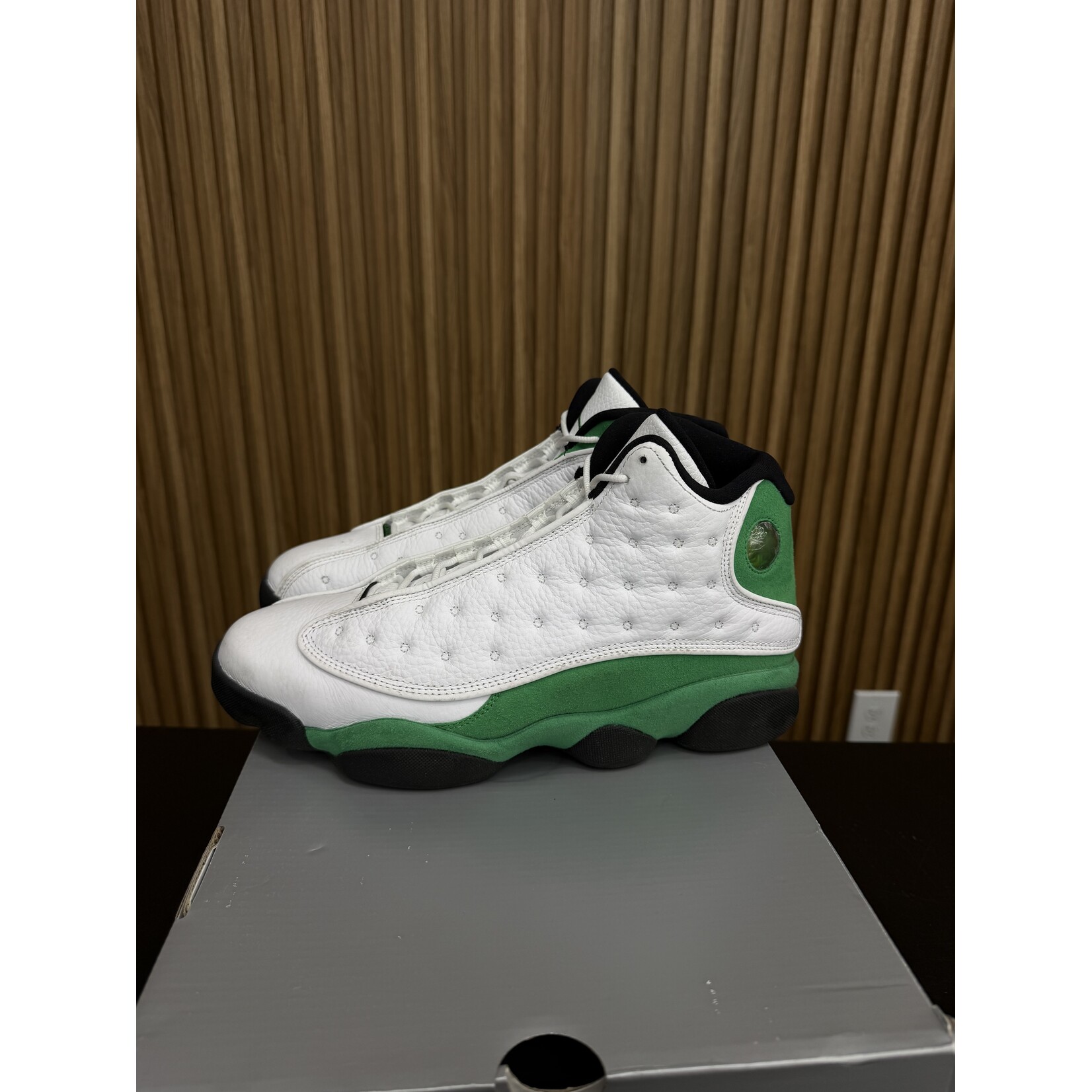 Jordan Jordan 13 Retro White Lucky Green Size 10.5, PREOWNED*