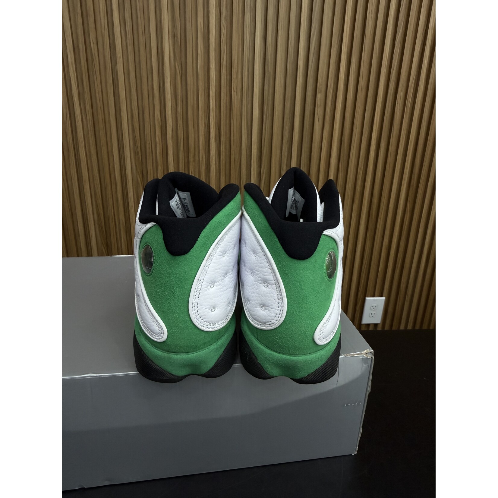 Jordan Jordan 13 Retro White Lucky Green Size 10.5, PREOWNED*