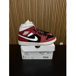 Jordan Jordan 1 Mid Gym Red Black (Women's) Size 12W, PREOWNED
