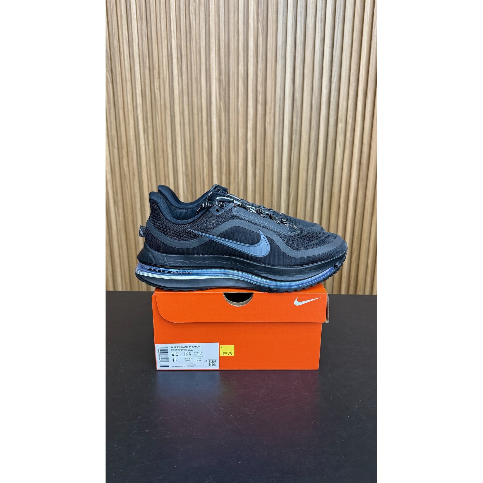 Nike Nike Air Zoom Pegasus Premium Black Metallic Silver Size 9.5, PREOWNED