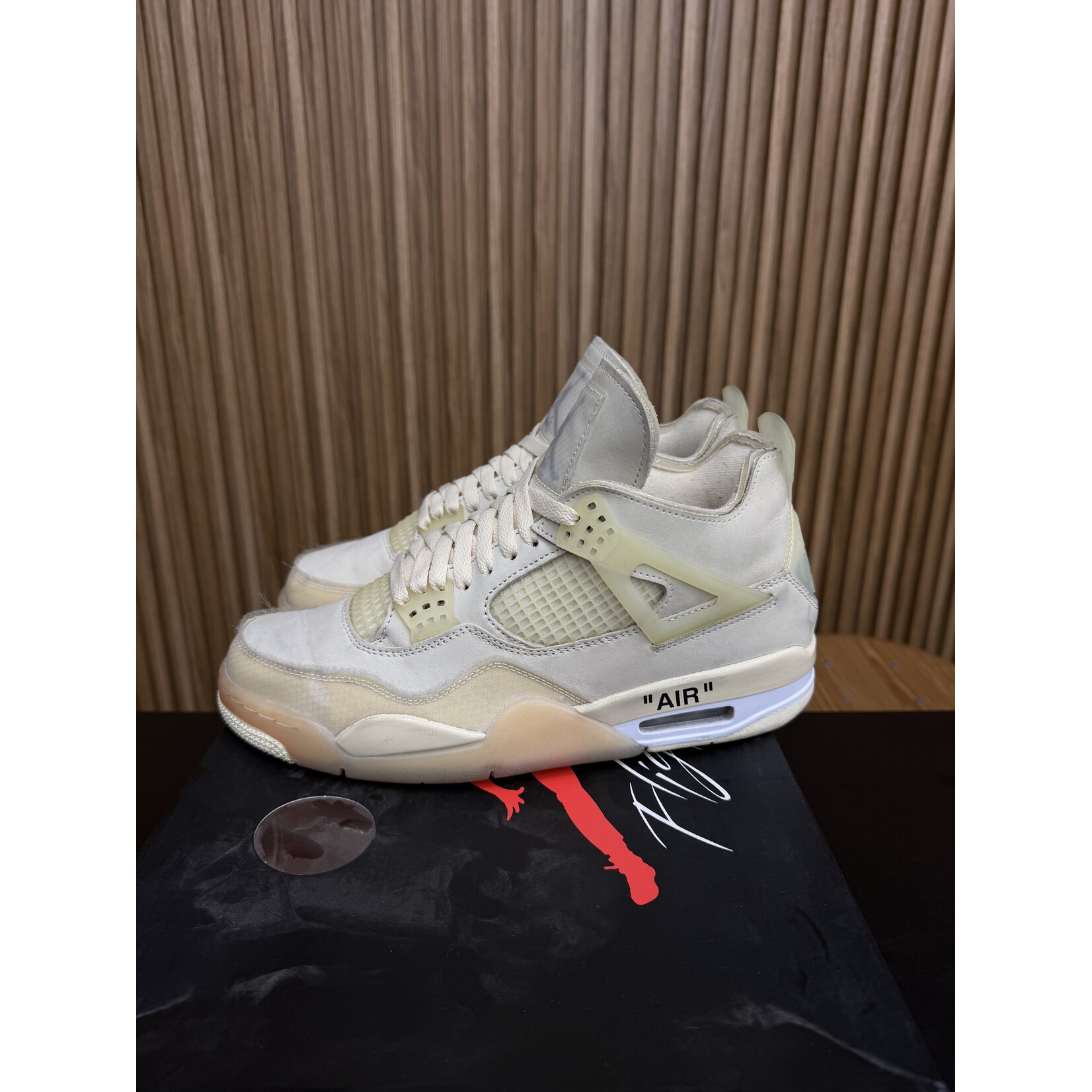 Jordan Jordan 4 Retro Off-White Sail (Women's) Size 11W, PREOWNED