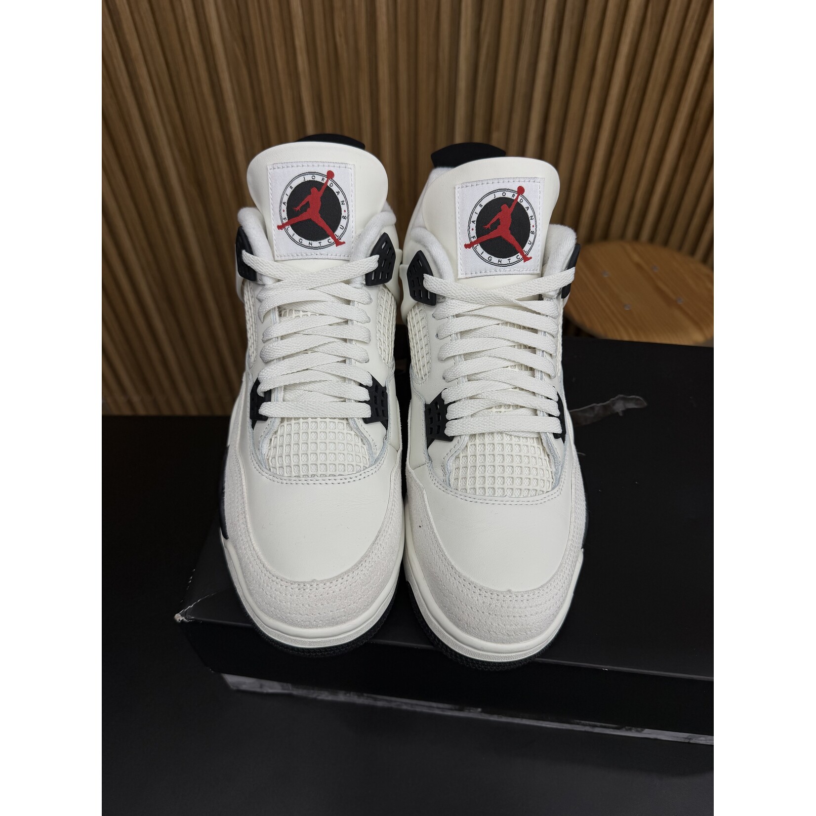 Jordan Jordan 4 Retro Flight Club Size 10.5, PREOWNED