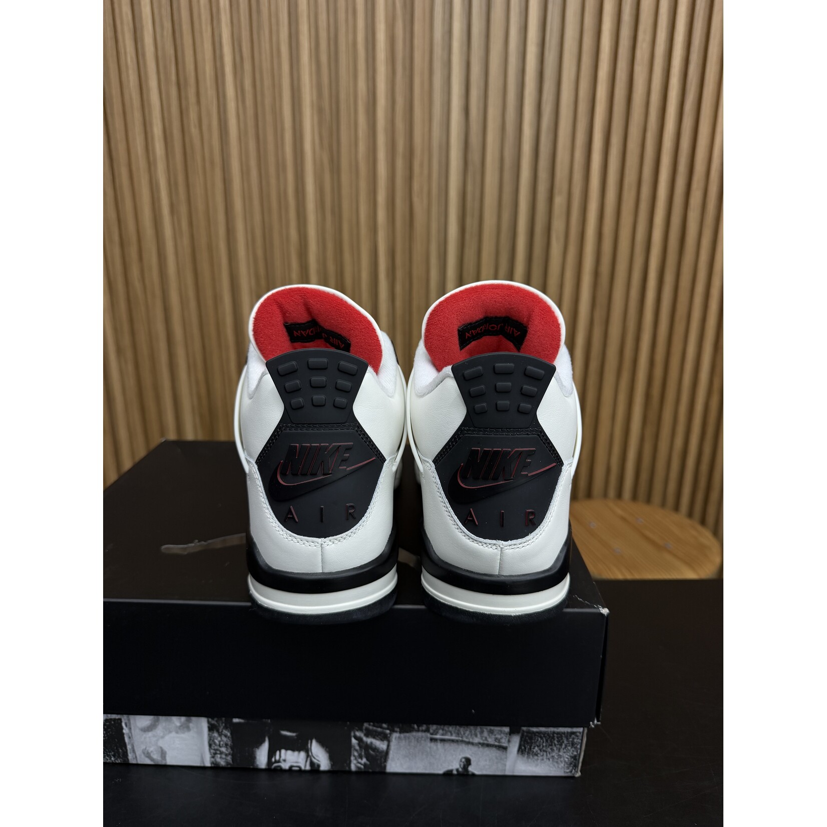 Jordan Jordan 4 Retro Flight Club Size 10.5, PREOWNED