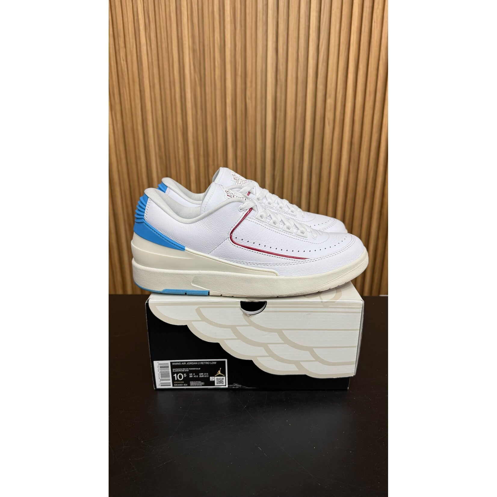 Jordan Jordan 2 Retro Low NC to Chi (Women's) Size 10.5W, PREOWNED