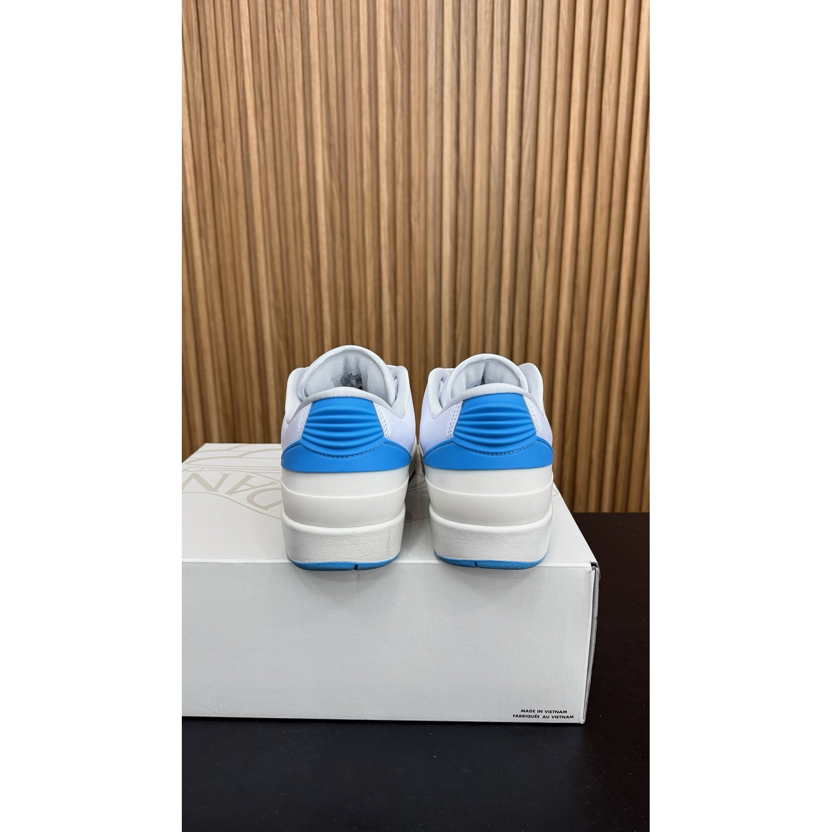 Jordan Jordan 2 Retro Low NC to Chi (Women's) Size 10.5W, PREOWNED