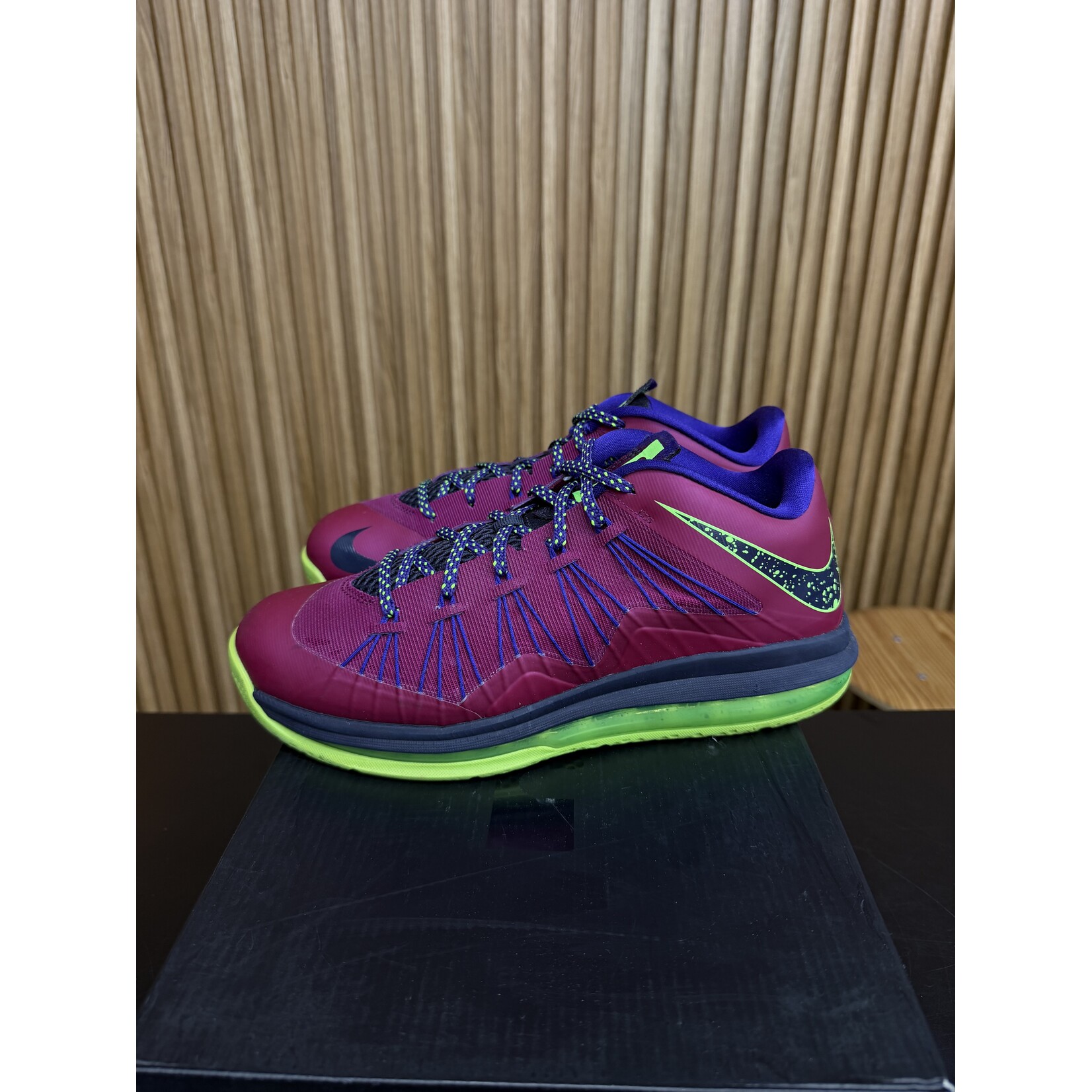 Nike Nike LeBron X Low LeBroncurial Size 9, PREOWNED