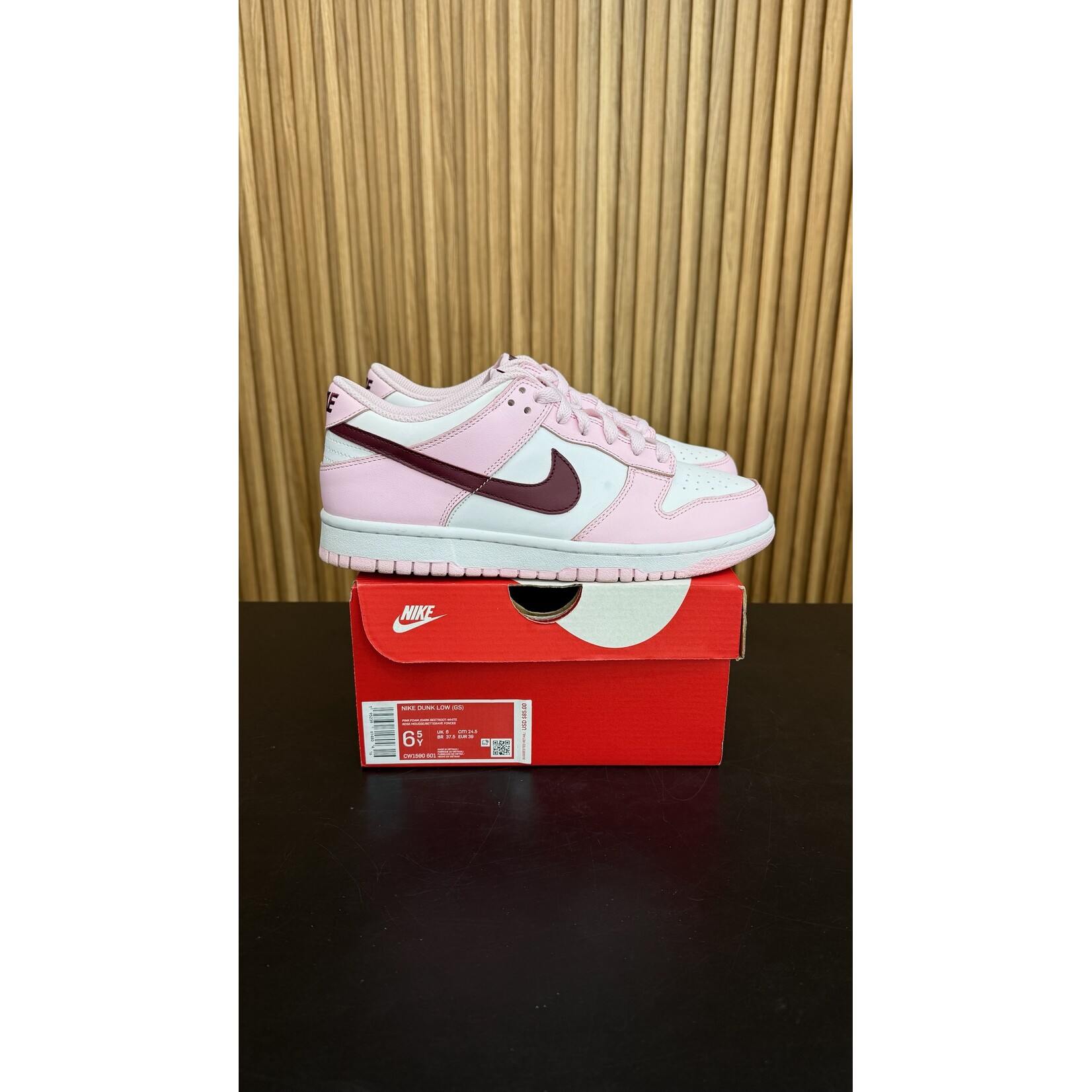Nike Nike Dunk Low Pink Foam Red White (GS) Size 6.5Y, PREOWNED