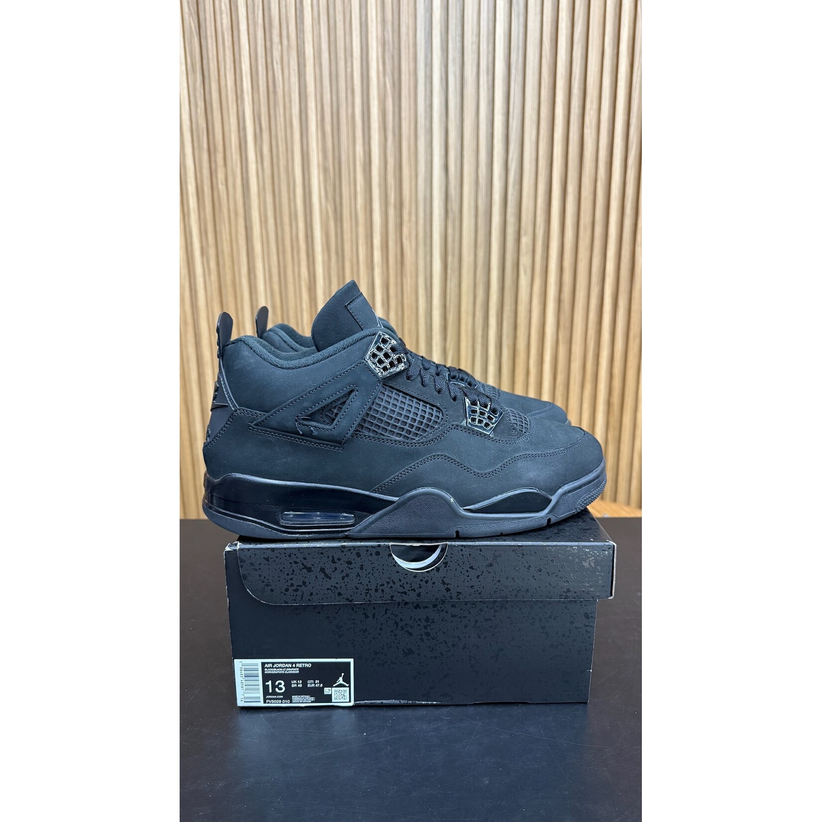 Jordan Jordan 4 Retro Black Cat (2025) Size 13, PREOWNED*