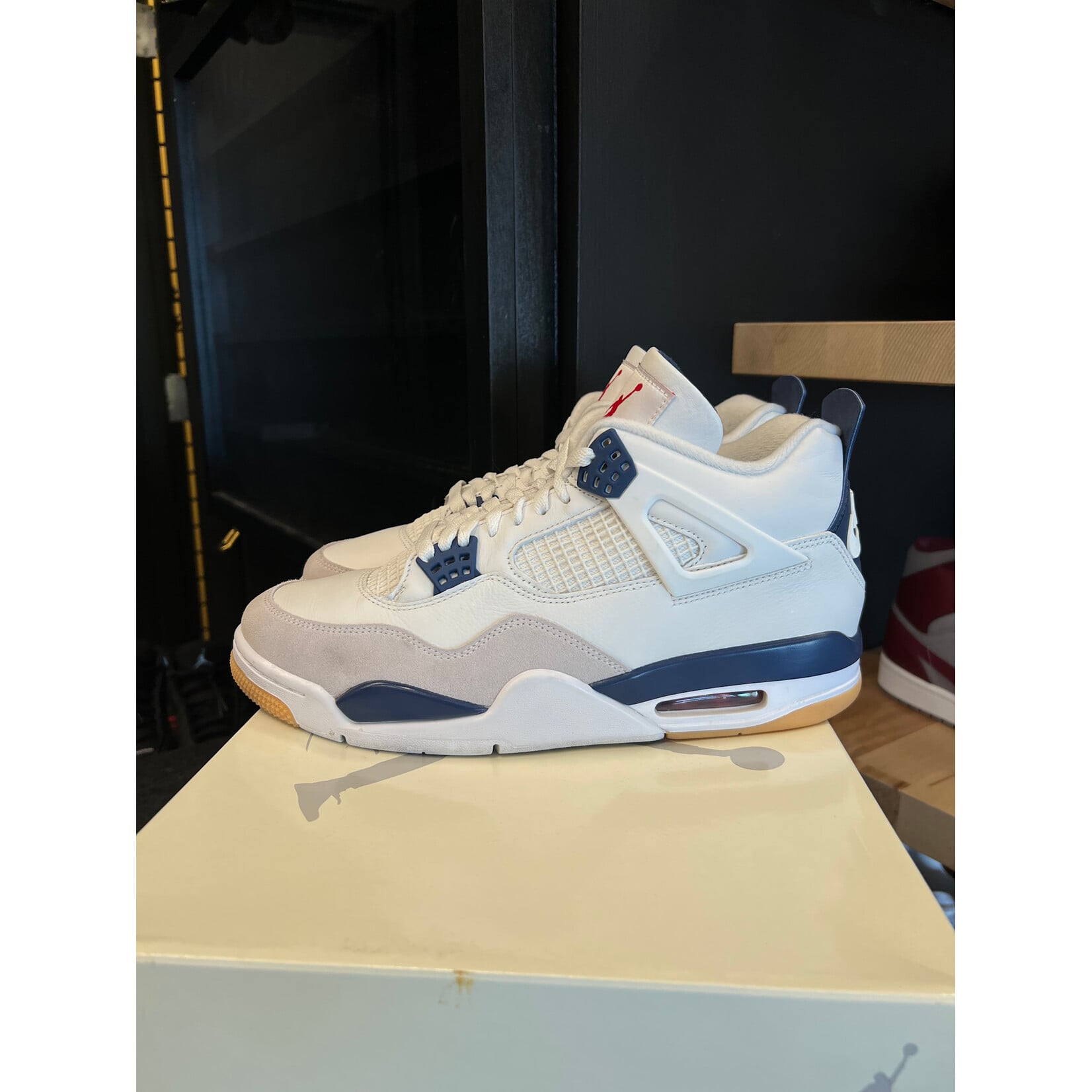 Jordan Jordan 4 Retro SB Navy Size 10.5, PREOWNED*