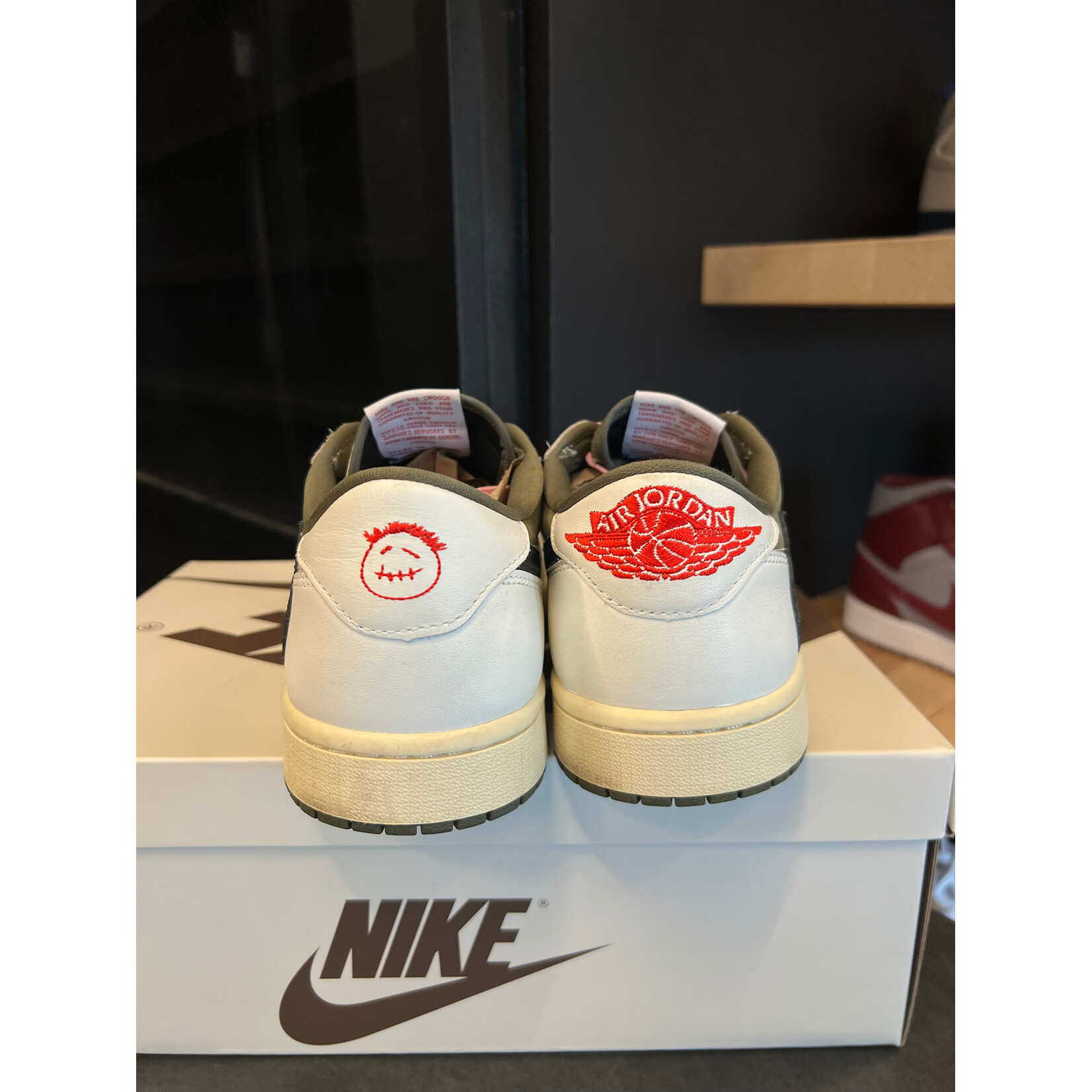 Jordan Jordan 1 Retro Low OG SP Travis Scott Medium Olive Size 10.5, PREOWNED*
