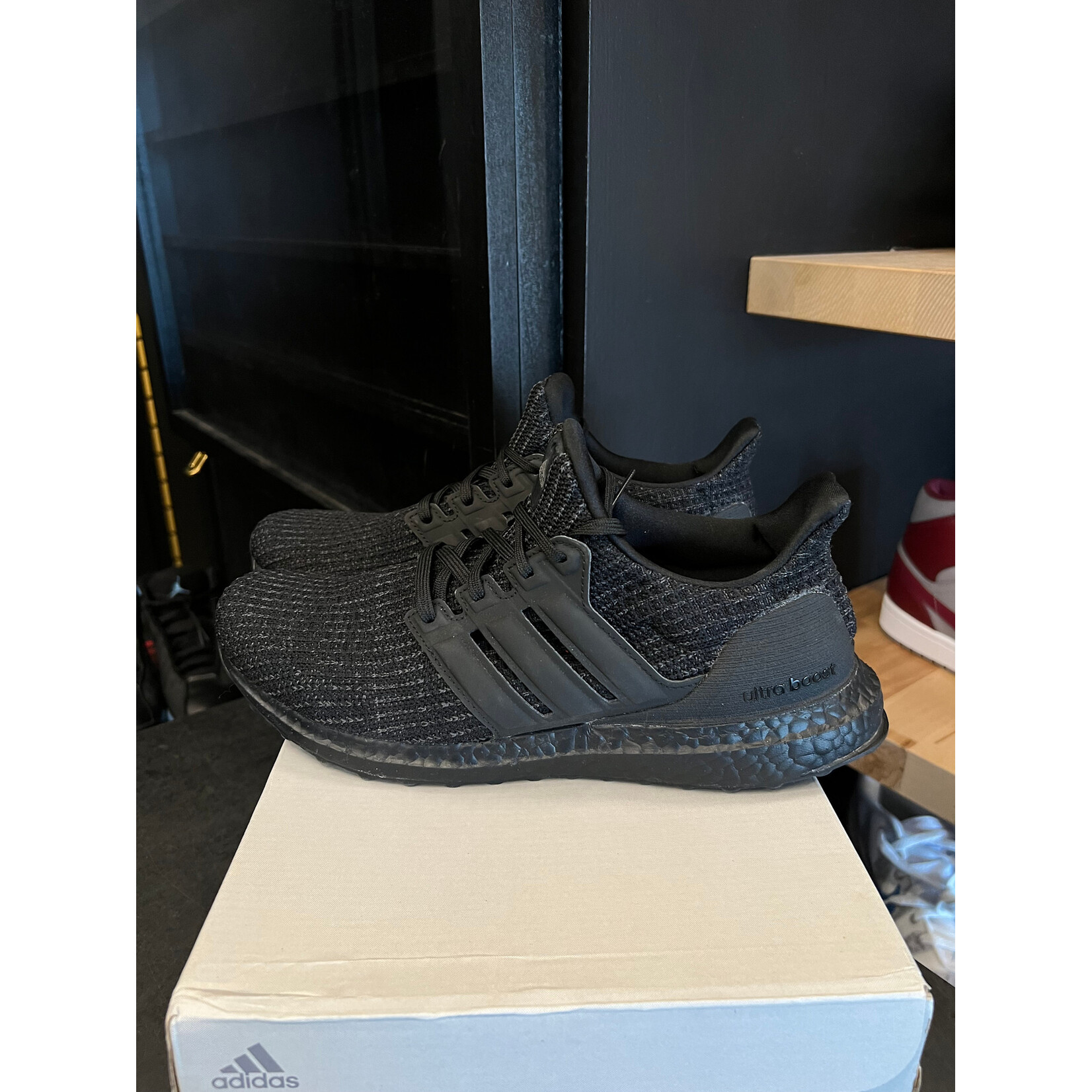 Adidas adidas Ultra Boost 4.0 DNA Triple Black Size 9.5, PREOWNED*