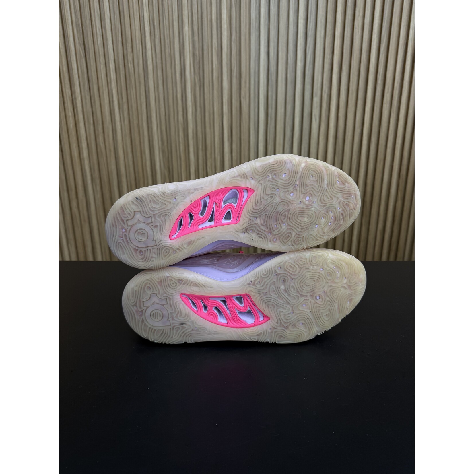 Nike Nike KD 15 Aunt Pearl Size 14, PREOWNED*