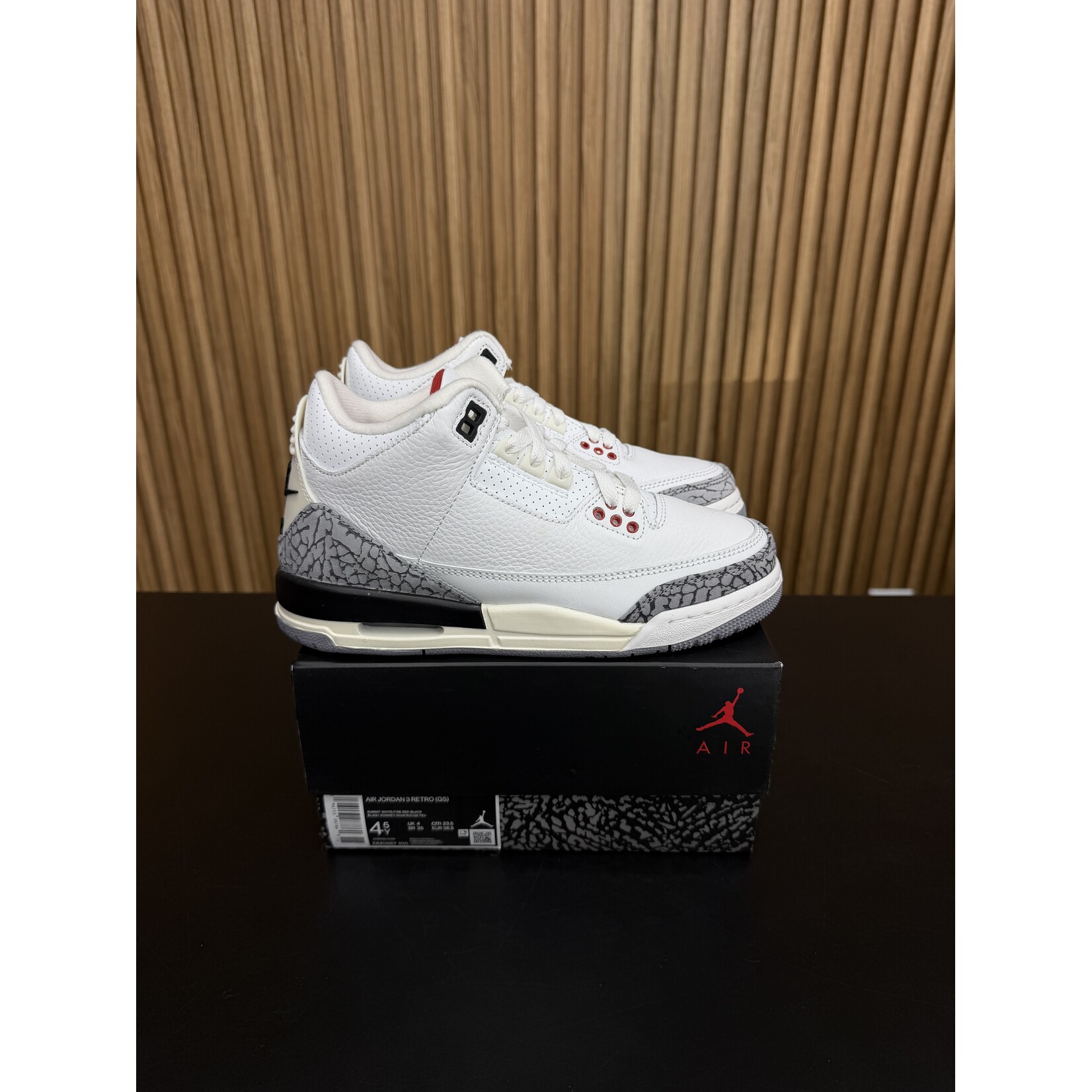 Jordan Jordan 3 Retro White Cement Reimagined (GS) Size 4.5, PREOWNED*